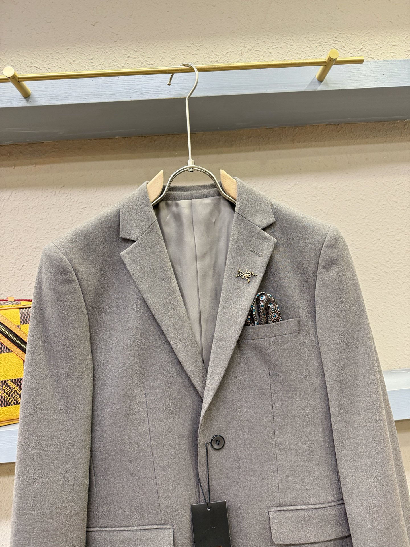 套装 BURBERRY巴宝莉 2025新款西服套装，客供意大利顶级奢华面料，没有一位成功男人能拒绝 西服