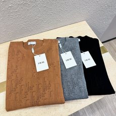 Dior迪奥 2025秋冬新款毛衣,桑蚕丝+绵羊毛,顶级桑蚕丝绵羊毛面料,手感柔软。 logo图案设计, Dior迪奥 2025秋冬新款毛衣,桑蚕丝+绵羊毛,顶级桑蚕丝绵羊毛面料,手感柔软。 logo图案设计,