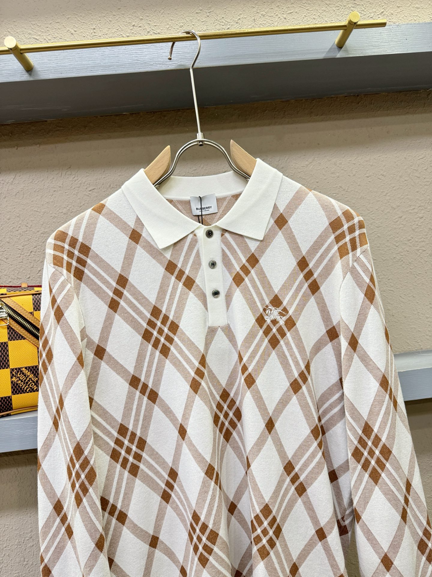 BURBERRY巴宝莉 2025秋冬新款毛衣，桑蚕丝+绵羊毛，顶级桑蚕丝绵羊毛面料，手感柔软。 logo