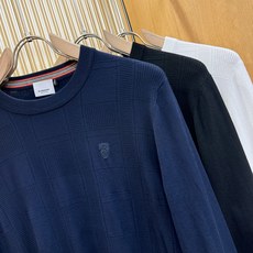 BURBERRY巴宝莉 2025秋冬新款毛衣,桑蚕丝+绵羊毛,顶级桑蚕丝绵羊毛面料,手感柔软。 logo BURBERRY巴宝莉 2025秋冬新款毛衣,桑蚕丝+绵羊毛,顶级桑蚕丝绵羊毛面料,手感柔软。 logo