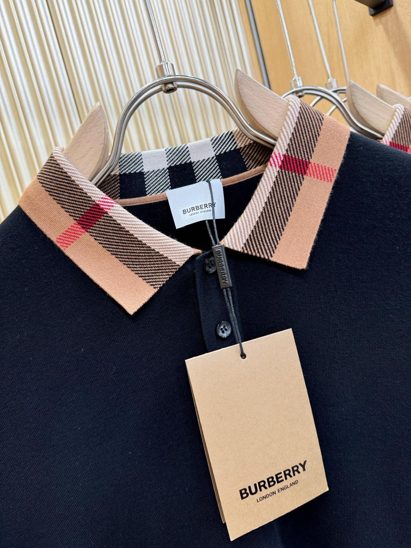 BURBERRY巴宝莉 2025秋冬新款毛衣，桑蚕丝+绵羊毛，顶级桑蚕丝绵羊毛面料，手感柔软。 logo