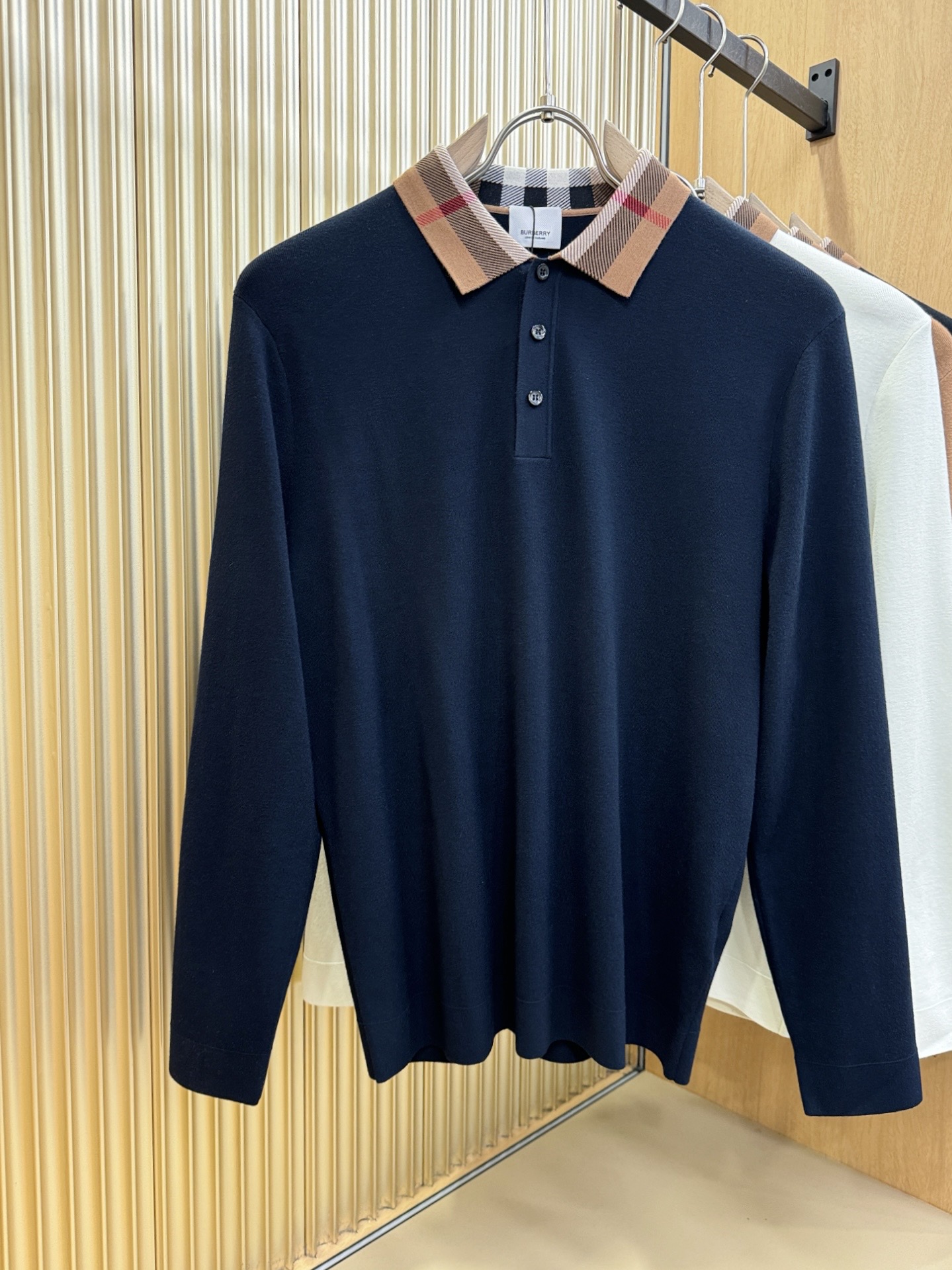 BURBERRY巴宝莉 2025秋冬新款毛衣，桑蚕丝+绵羊毛，顶级桑蚕丝绵羊毛面料，手感柔软。 logo
