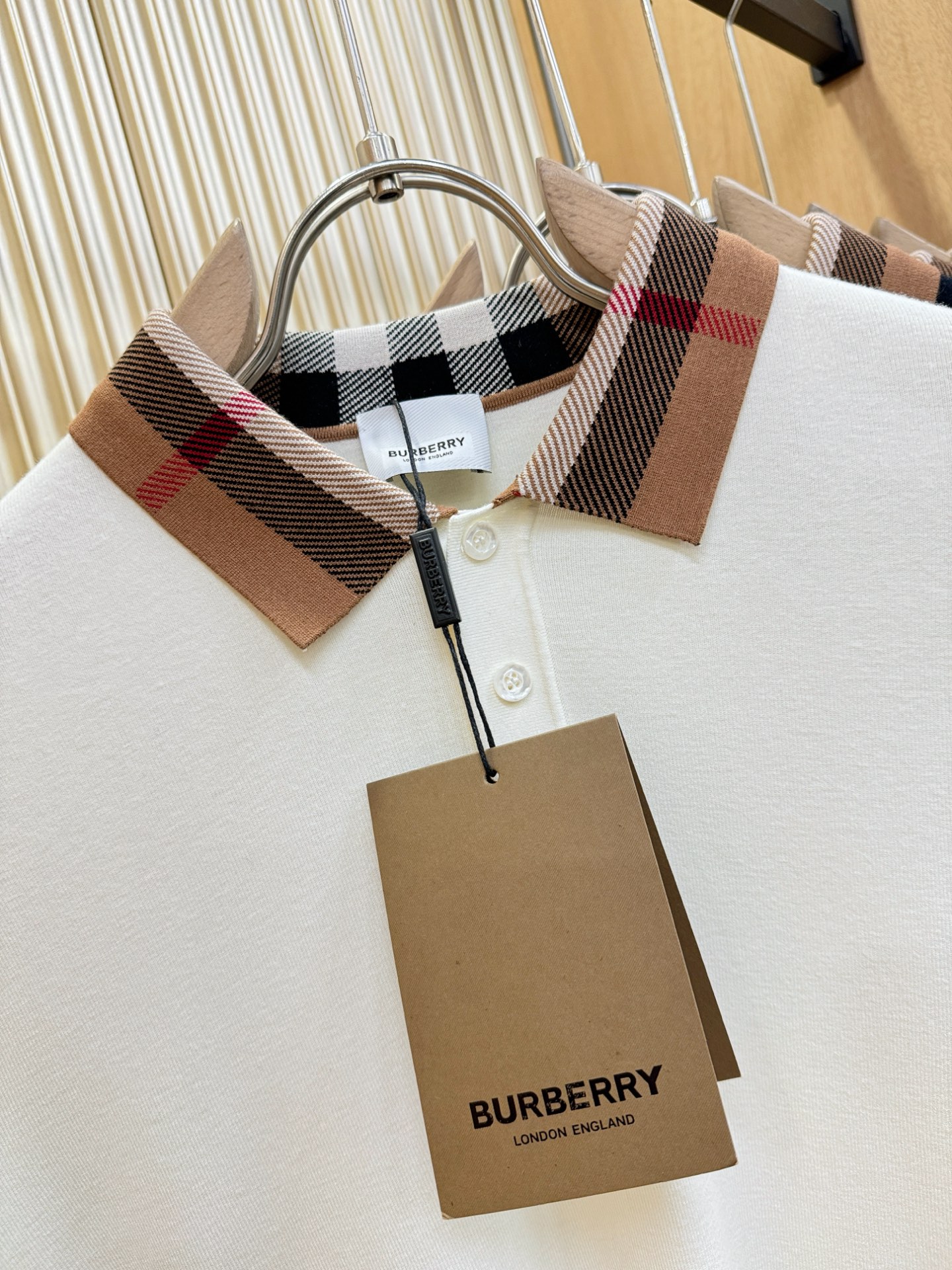 BURBERRY巴宝莉 2025秋冬新款毛衣，桑蚕丝+绵羊毛，顶级桑蚕丝绵羊毛面料，手感柔软。 logo