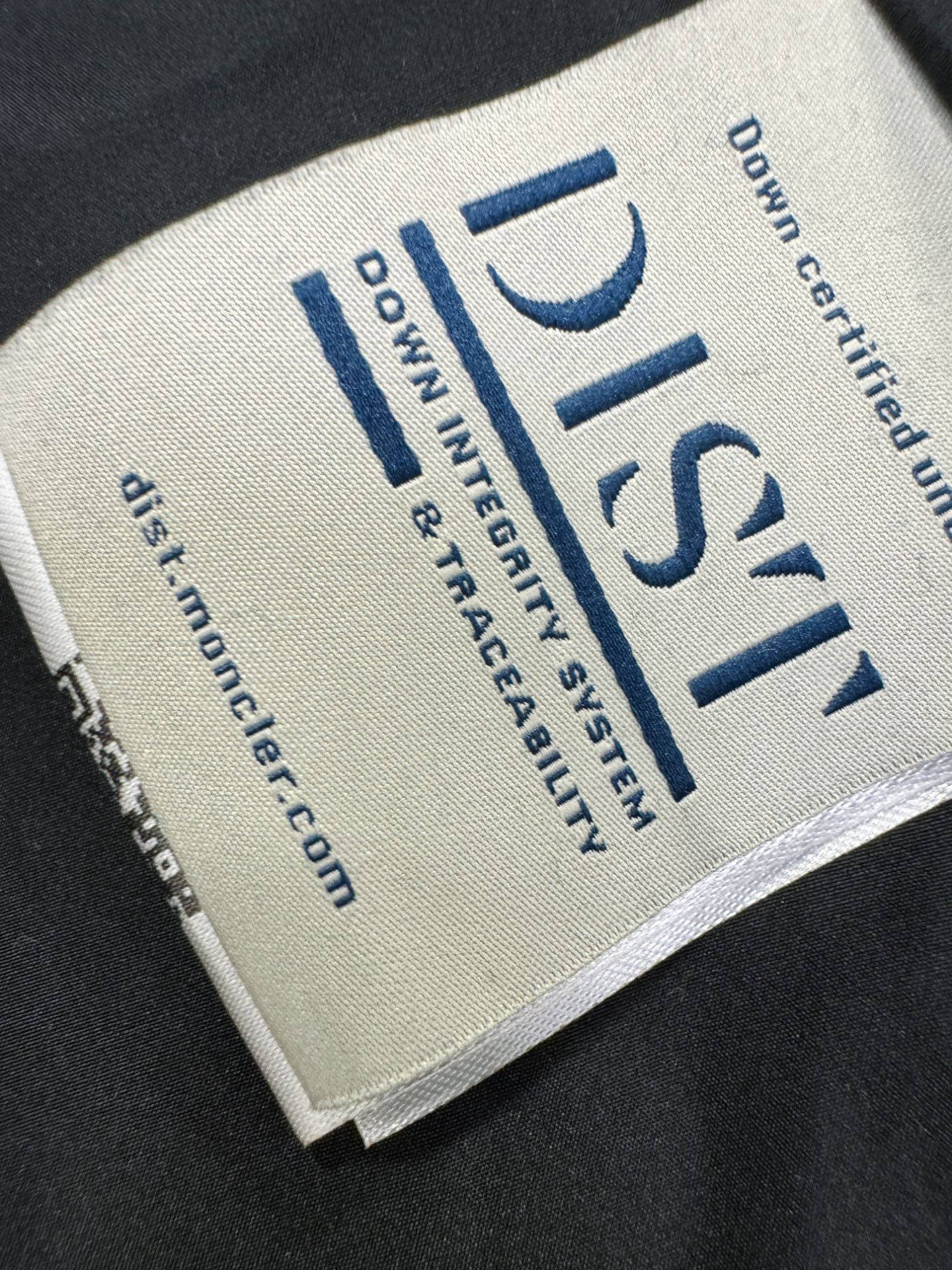 Moncler蒙口 2025秋冬新款夹克外套，原单狠货 意大利进口面料时尚夹克外套。欧洲专柜同步，上身更