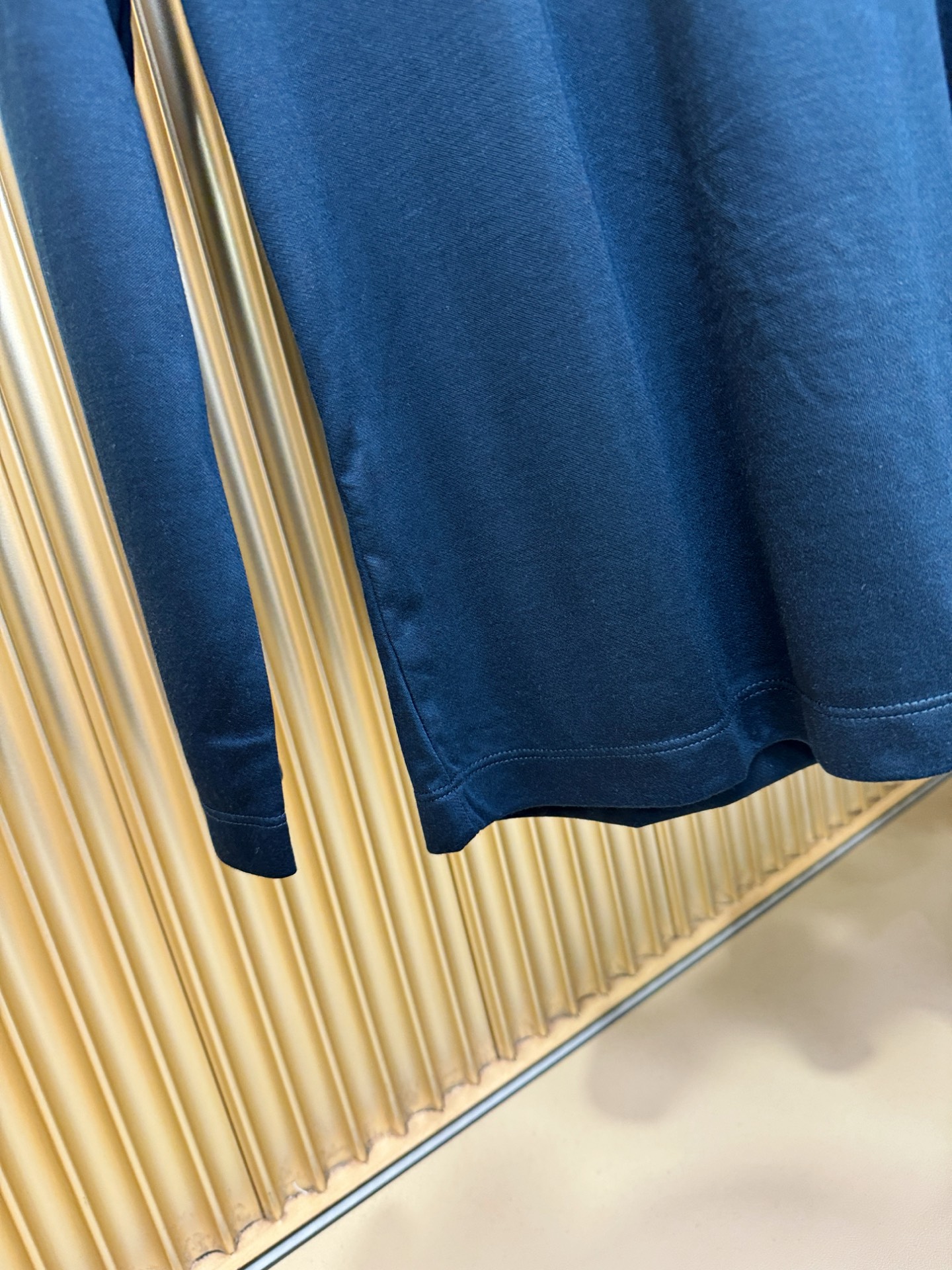 Loro Piana诺悠翩雅 2025ss秋冬新品 长袖T恤，经典Logo设计，百搭款 官网同步发售 定