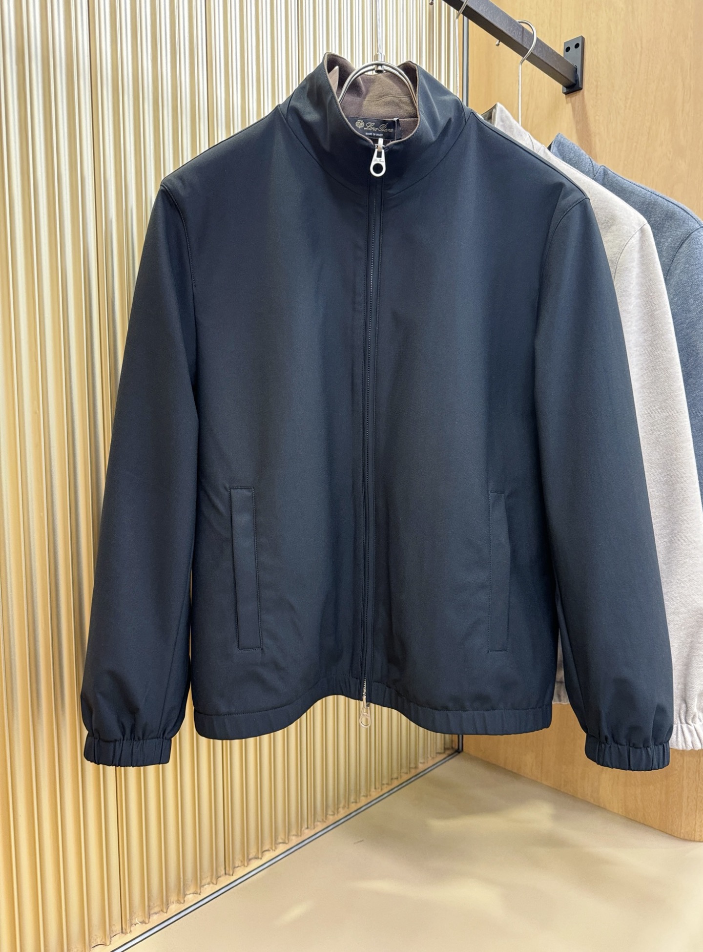 双面可穿！Loro Piana诺悠翩雅 2025秋冬新款夹克外套，原单狠货 意大利进口面料时尚夹克外套。