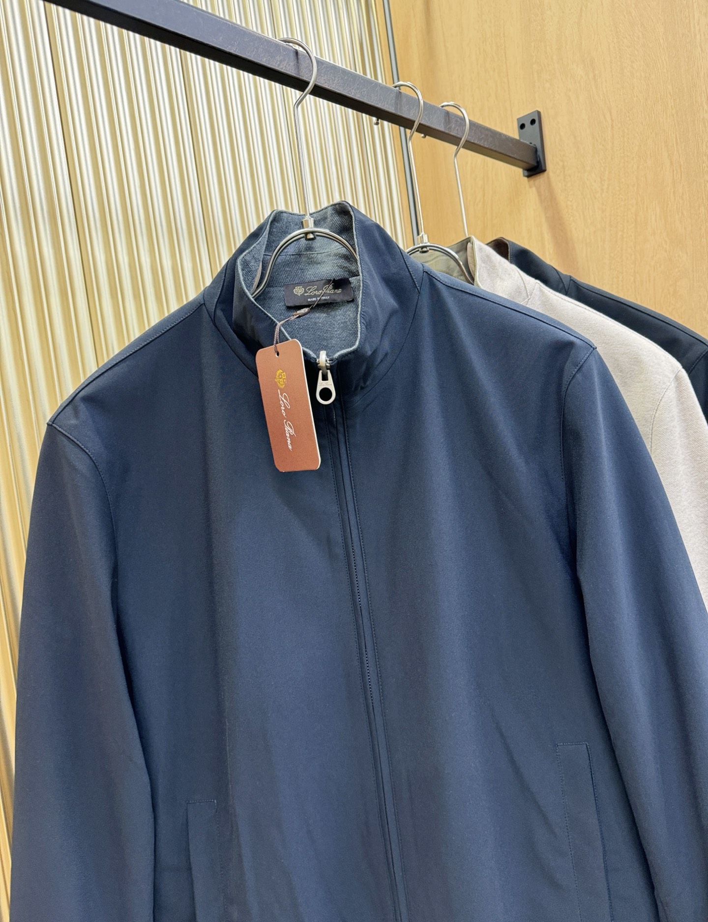 双面可穿！Loro Piana诺悠翩雅 2025秋冬新款夹克外套，原单狠货 意大利进口面料时尚夹克外套。