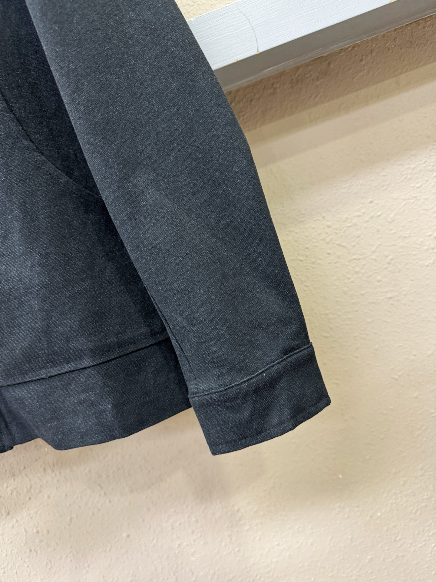 Ermenegildo Zeg*a杰*亚 2025新款 夹克外套，意大利进口面料时尚夹克外套。欧洲专柜同