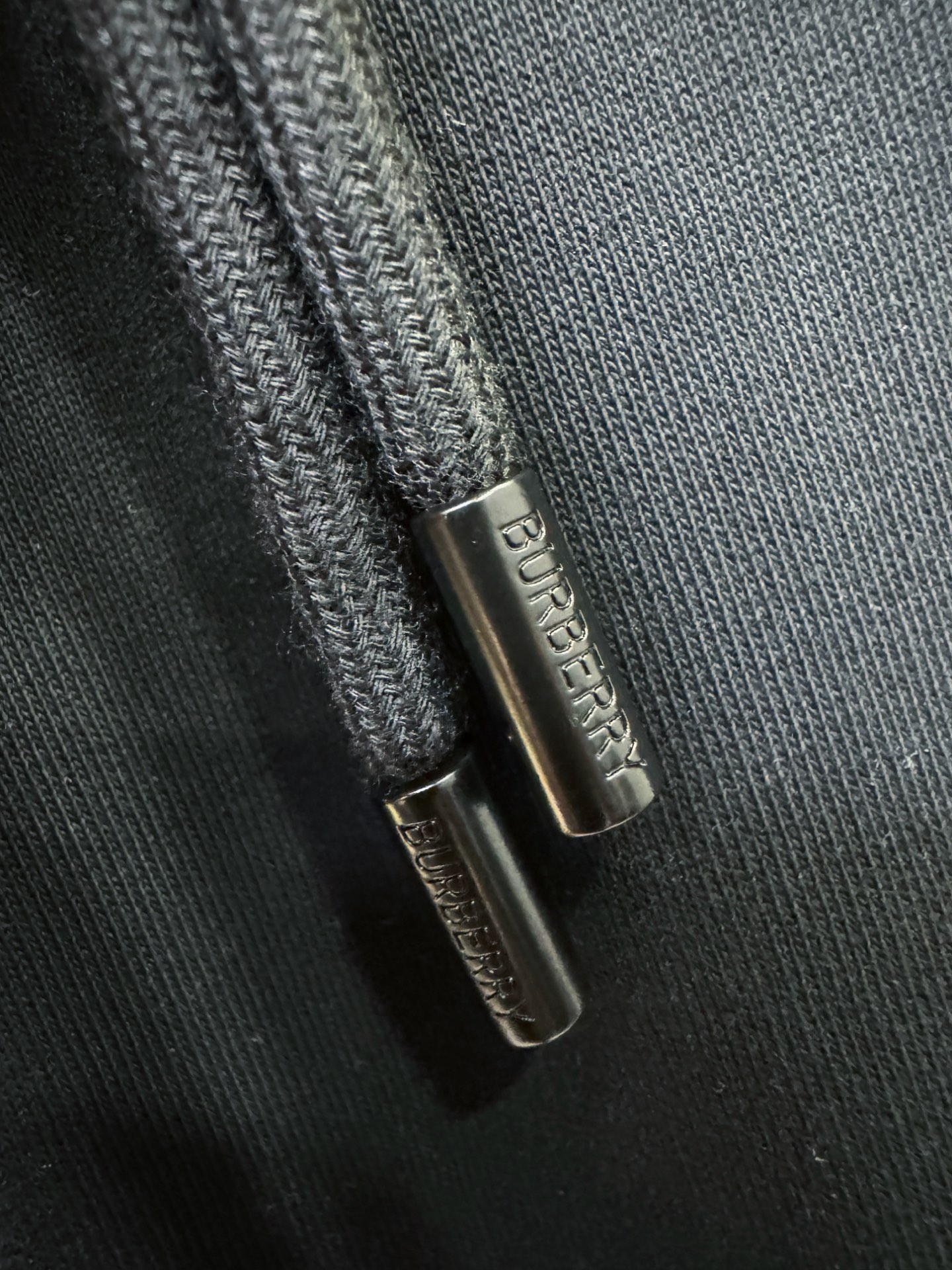 BURBERRY巴宝莉 2025秋冬超火休闲裤，选用欧洲进口面料，柔软舒适有质感，原版五金配件，非常炫酷