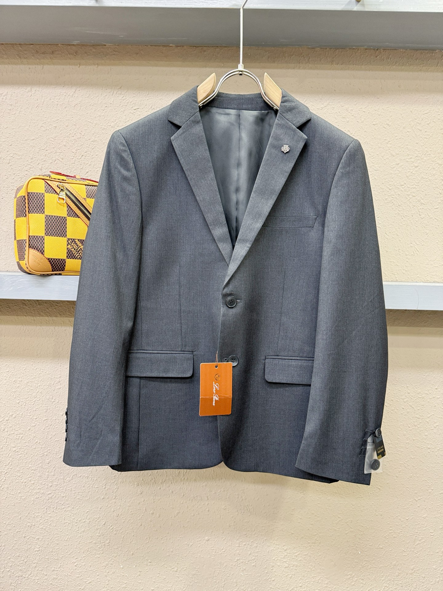 套装 Loro Piana诺悠翩雅 2025新款西服套装，客供意大利顶级奢华面料，没有一位成功男人能拒绝