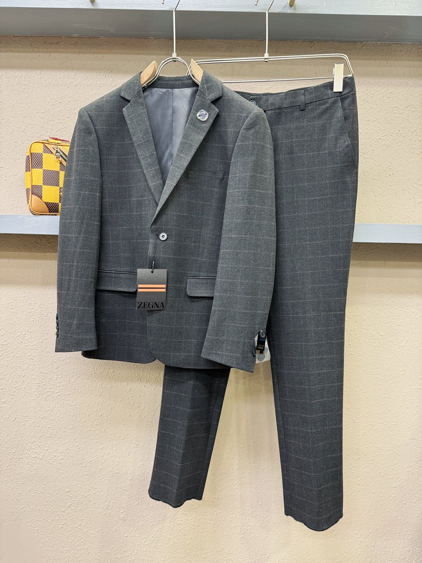 套装 Ermenegildo Zeg*a杰*亚 2025新款西服套装，客供意大利顶级奢华面料，没有一位成