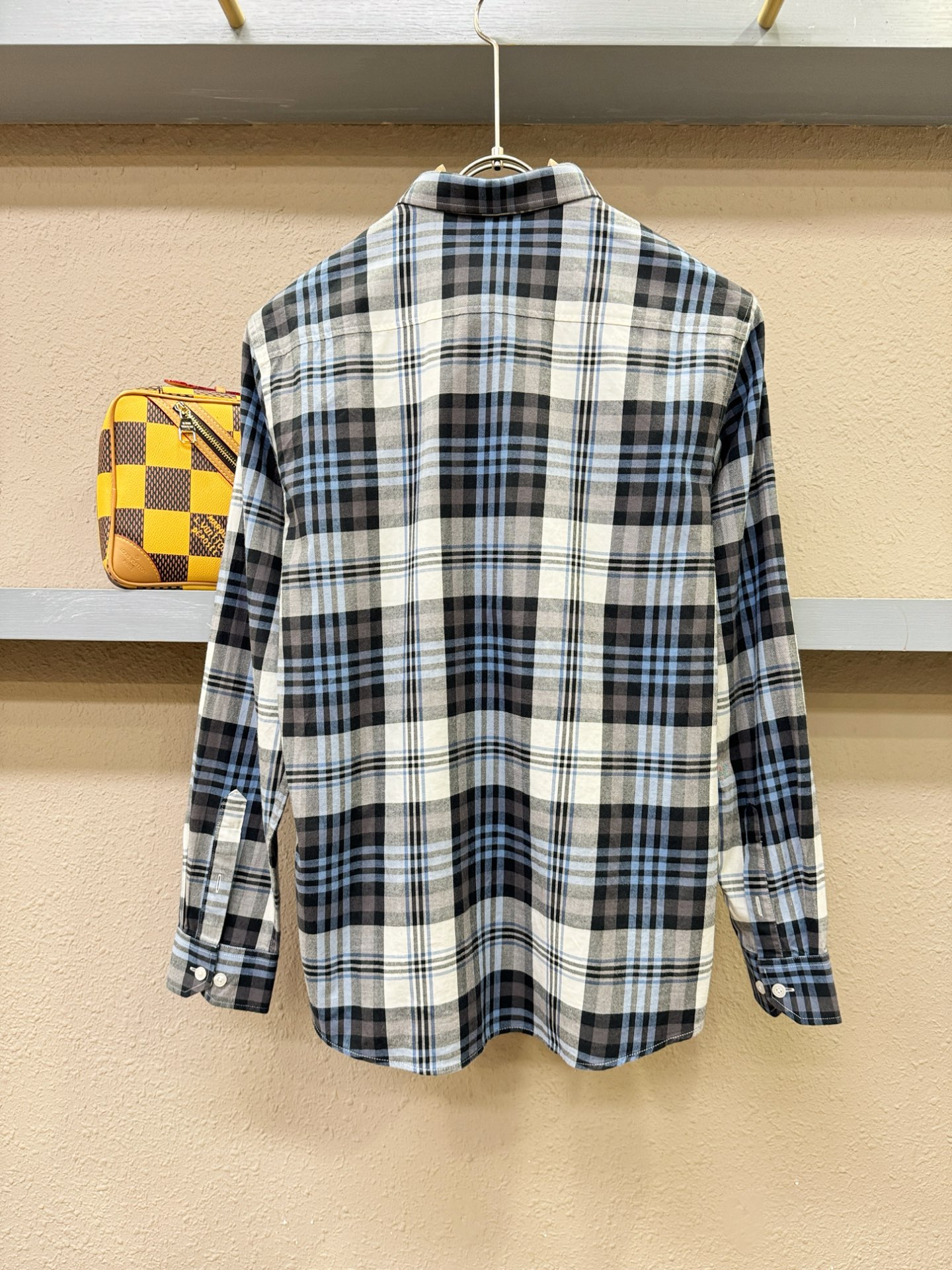 POLO 2025 新款衬衫，贸易公司渠道稀出，领先官网发售！经典休闲衬衫搭配独特的设计，简洁干净、经典