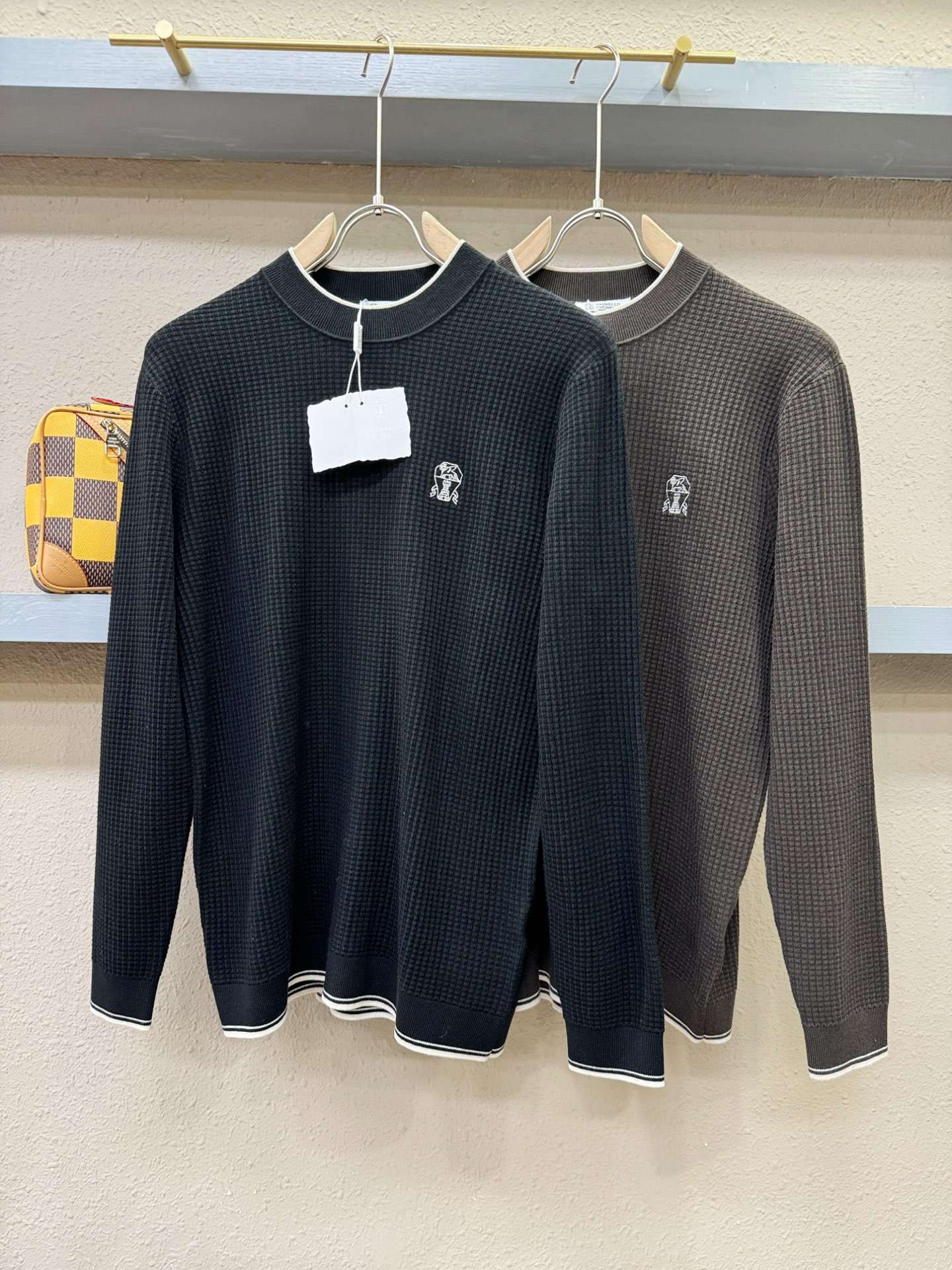 BC布鲁提 新品爆款 2025秋冬新品羊毛毛衣 胸前品牌Golo刺绣，经典简约大气品牌针织羊毛毛衣，采用