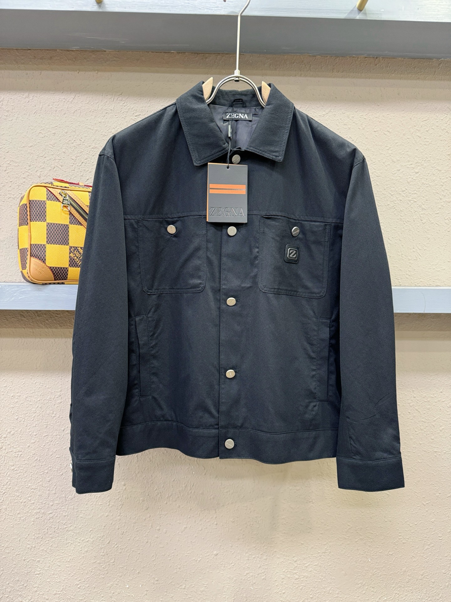 Ermenegildo Zeg*a杰*亚 2025新款 夹克外套，意大利进口面料时尚夹克外套。欧洲专柜同