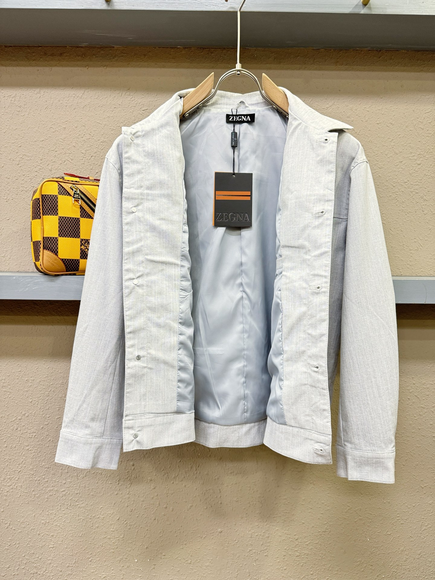 Ermenegildo Zeg*a杰*亚 2025新款 夹克外套，意大利进口面料时尚夹克外套。欧洲专柜同