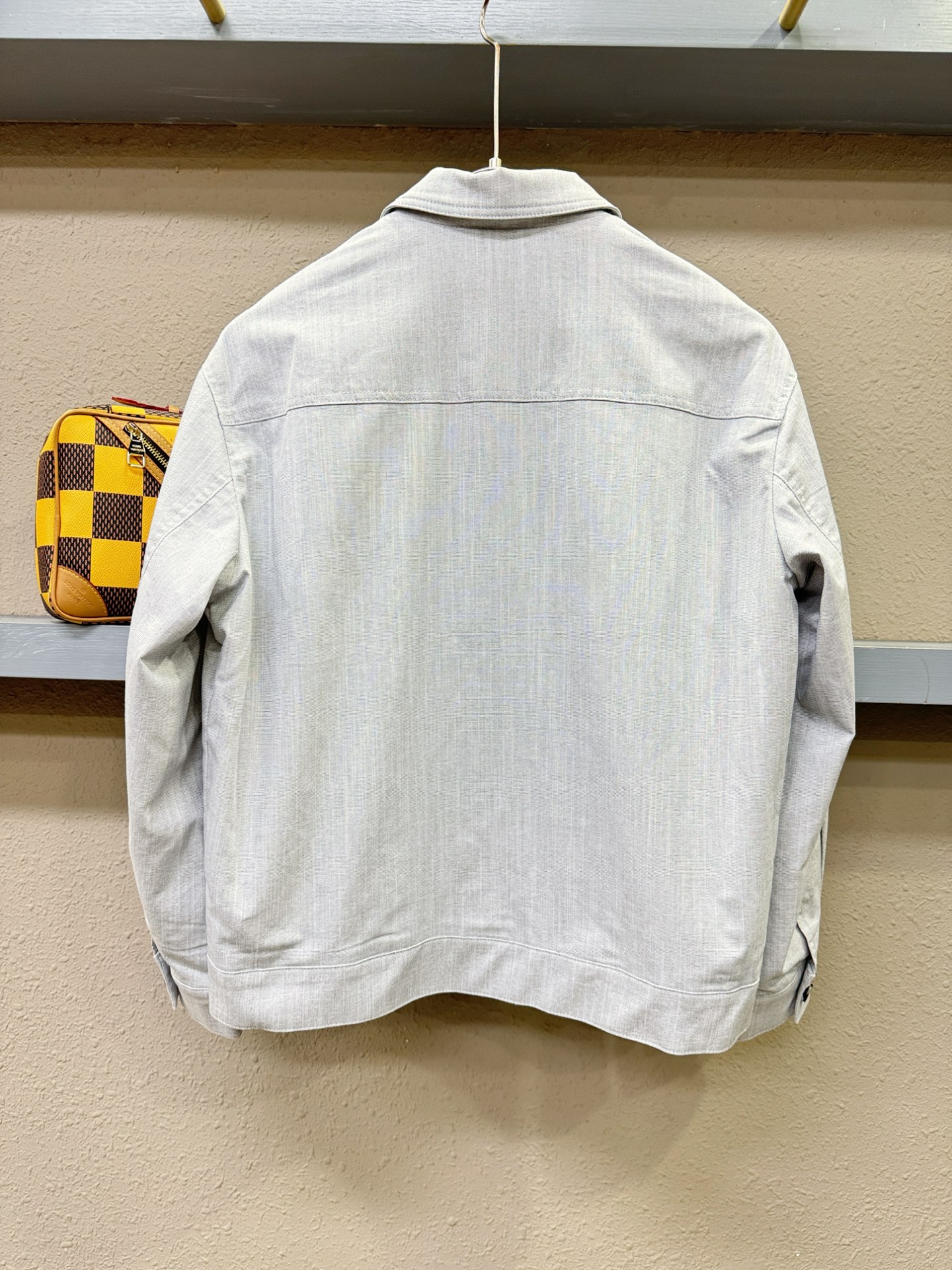 Ermenegildo Zeg*a杰*亚 2025新款 夹克外套，意大利进口面料时尚夹克外套。欧洲专柜同