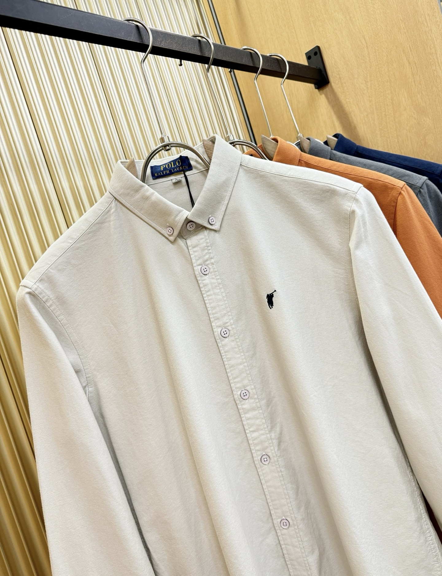 POLO 2025 新款衬衫，贸易公司渠道稀出，领先官网发售！经典休闲衬衫搭配独特的设计，简洁干净、经典