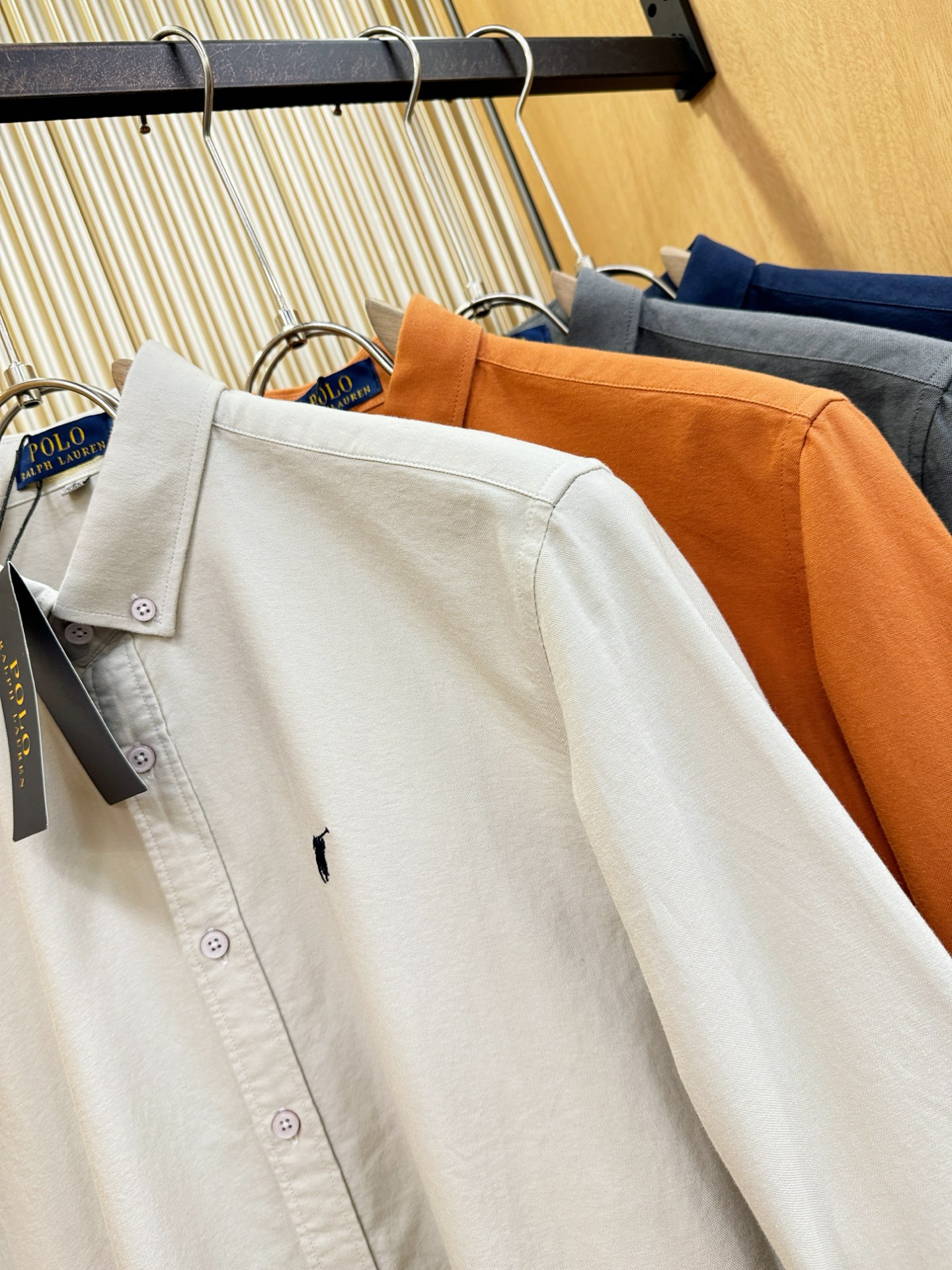 POLO 2025 新款衬衫，贸易公司渠道稀出，领先官网发售！经典休闲衬衫搭配独特的设计，简洁干净、经典