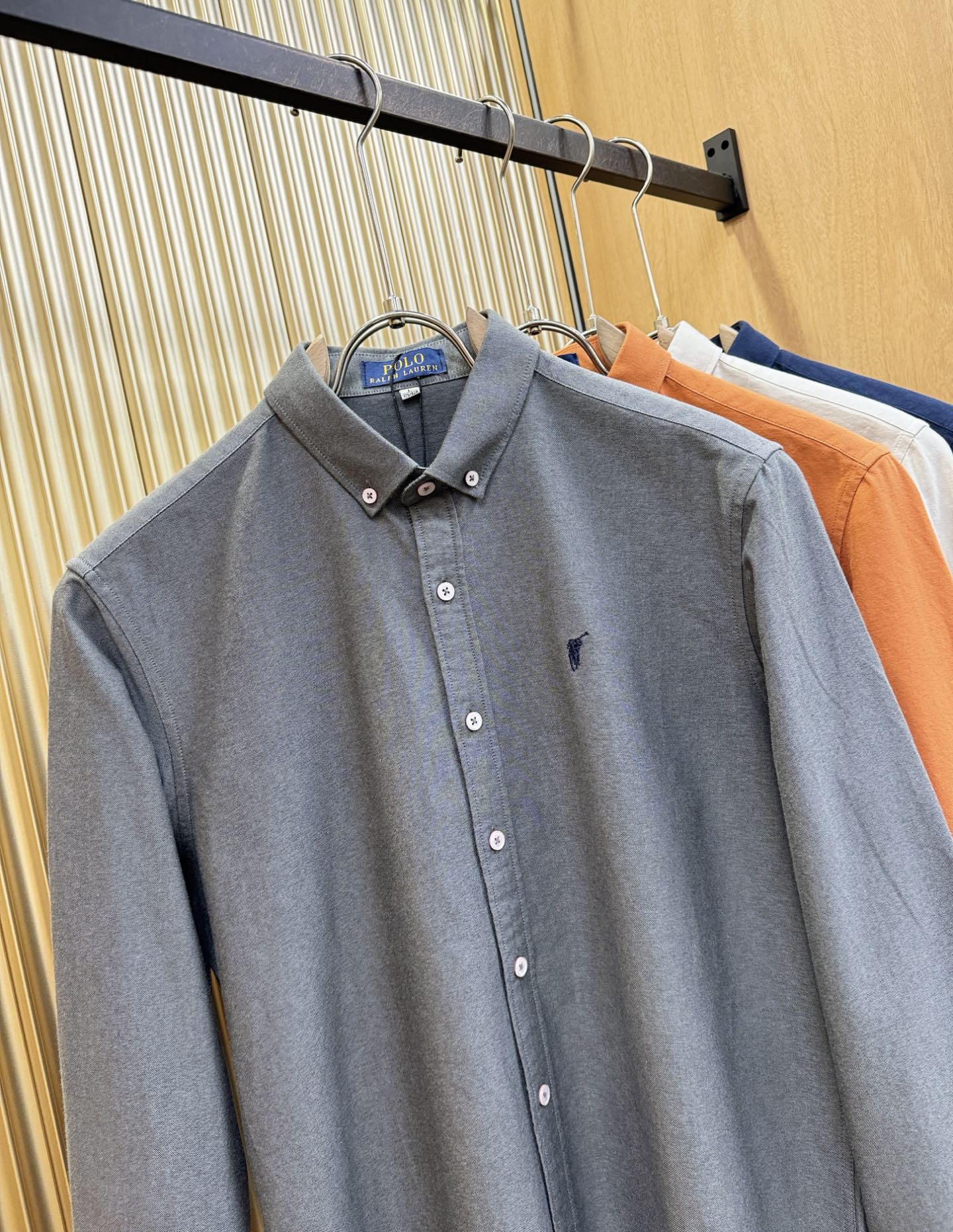 POLO 2025 新款衬衫，贸易公司渠道稀出，领先官网发售！经典休闲衬衫搭配独特的设计，简洁干净、经典