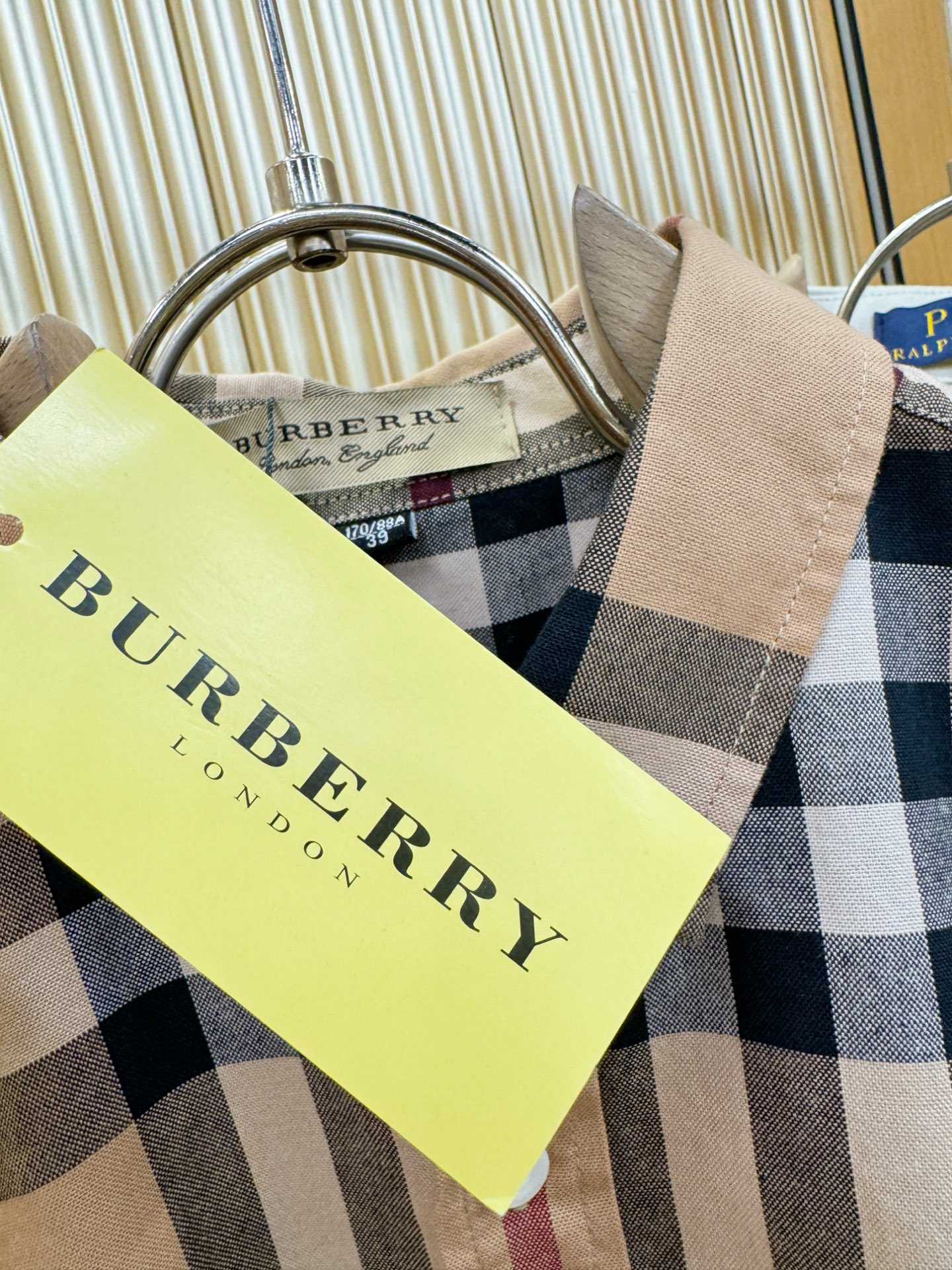 BURBERRY巴宝莉 2025 新款衬衫，贸易公司渠道稀出，领先官网发售！经典休闲衬衫搭配独特的设计，