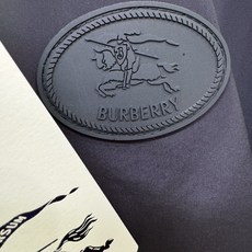 双面可穿BURBERRY巴宝莉 2025秋冬新款棉服夹克外套,内里加棉,原单狠货 意大利进口面料时尚夹克 双面可穿BURBERRY巴宝莉 2025秋冬新款棉服夹克外套,内里加棉,原单狠货 意大利进口面料时尚夹克