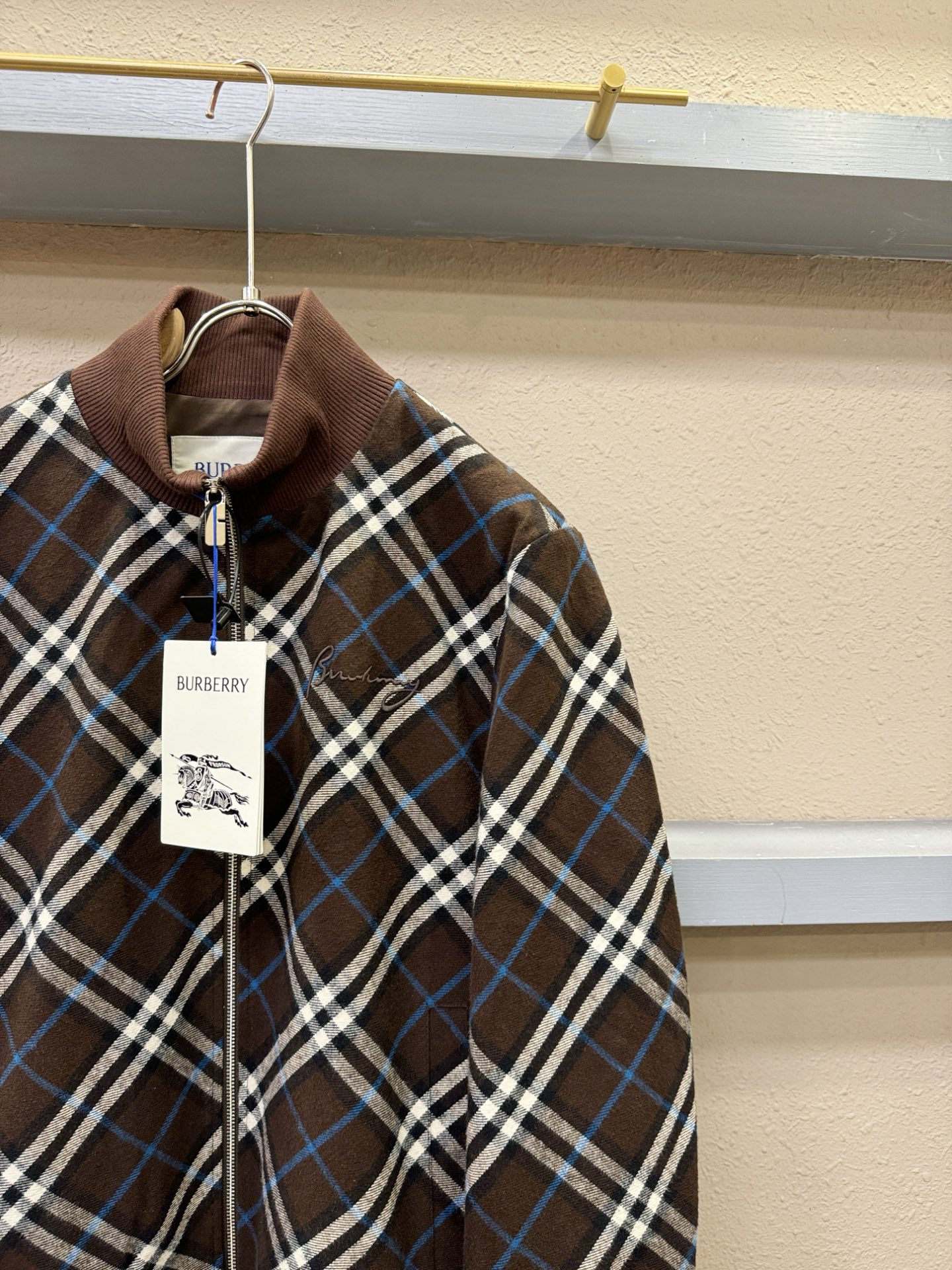 BURBERRY巴宝莉 2025秋冬新款夹克外套，原单狠货 意大利进口面料时尚夹克外套。欧洲专柜同步，上