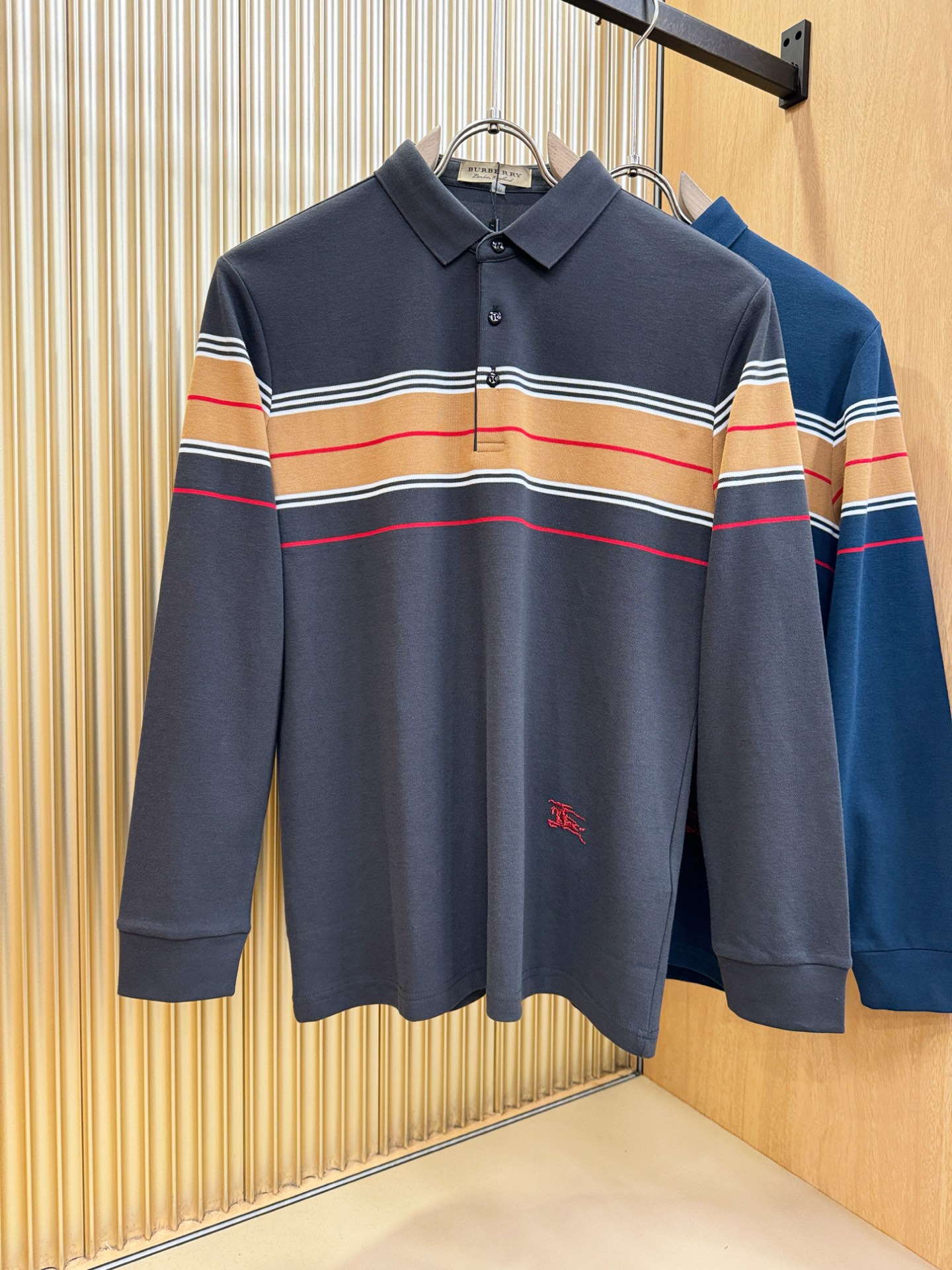 BURBERRY巴宝莉 2025秋季新品，官网同步 经典大气百搭Polo领长袖T恤 胸前Logo经典刺绣