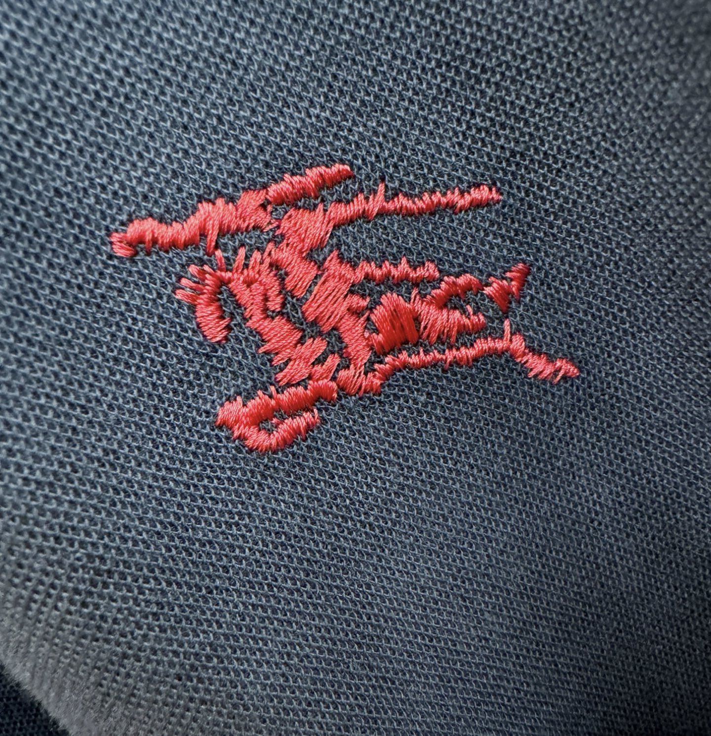 BURBERRY巴宝莉 2025秋季新品，官网同步 经典大气百搭Polo领长袖T恤 胸前Logo经典刺绣