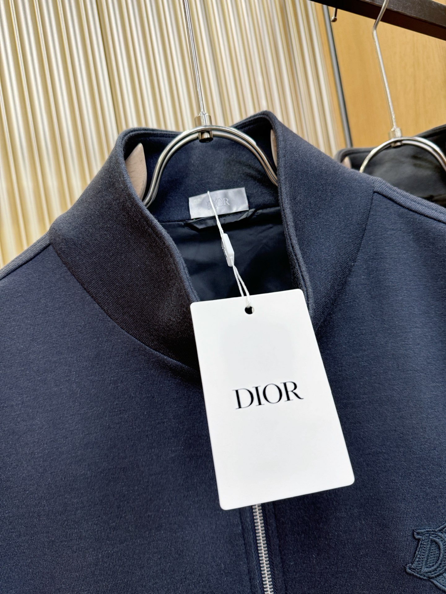 Dior迪奥 2025秋冬新款羊毛夹克外套，原单狠货 意大利进口面料时尚夹克外套。欧洲专柜同步，上身更随