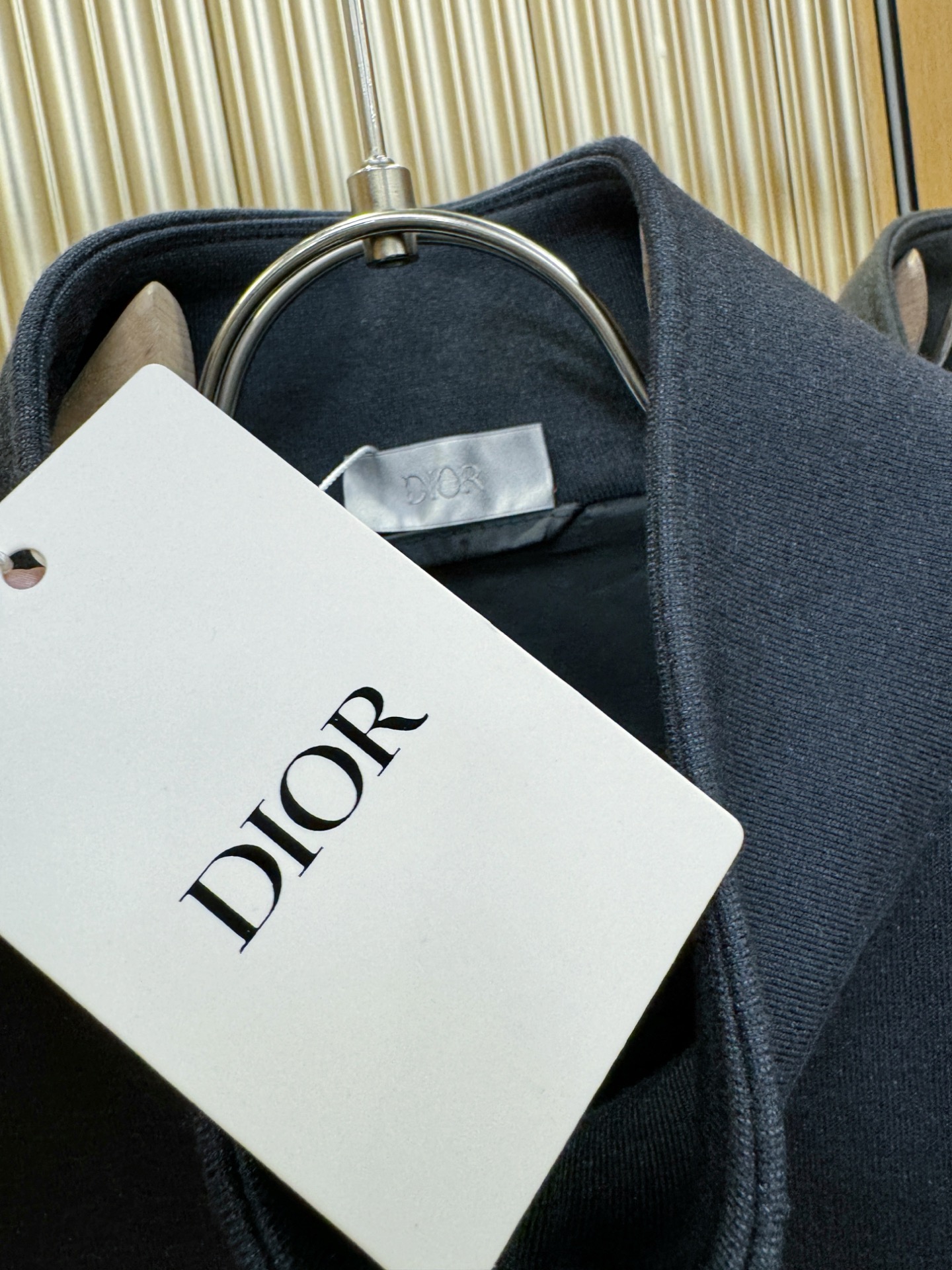 Dior迪奥 2025秋冬新款羊毛夹克外套，原单狠货 意大利进口面料时尚夹克外套。欧洲专柜同步，上身更随