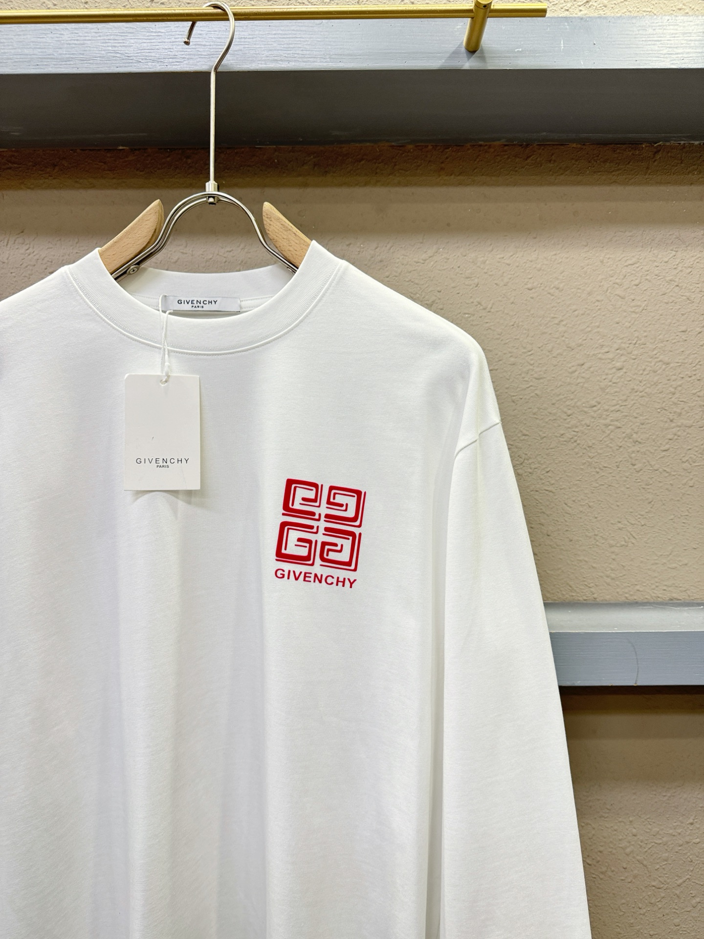 Givenchy 纪梵希 2025ss秋冬新品 长袖T恤，经典Logo设计，百搭款 官网同步发售 定制面