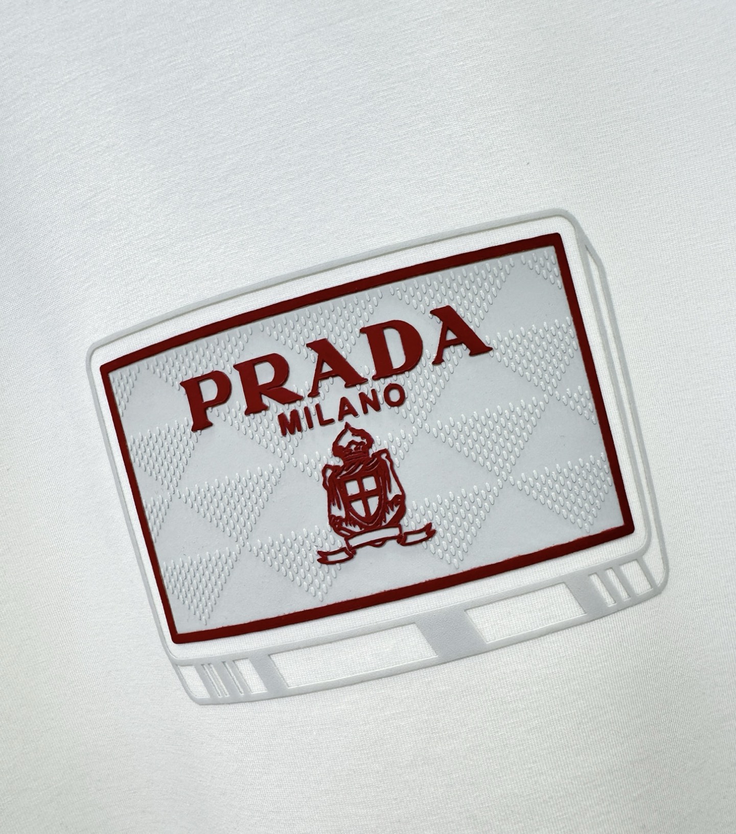 PRADA 普拉达 顶级品质 2025秋冬新品短袖！原版定制面料，手感柔软。顶级进口私货，时尚设计潮流羊