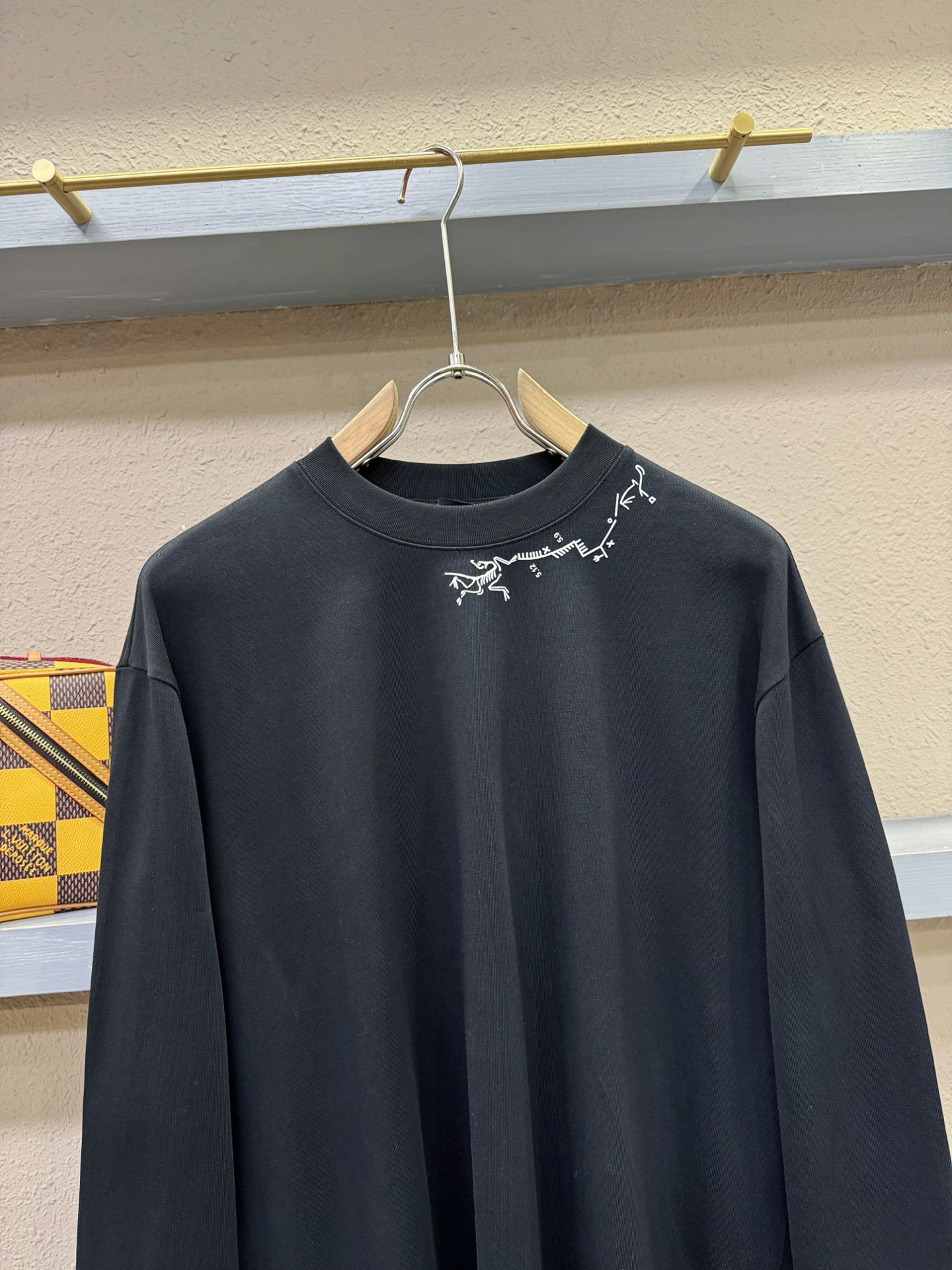 ARC‘TERYX/始祖鸟 2025ss秋冬新品 长袖T恤，经典Logo设计，百搭款 官网同步发售 定制
