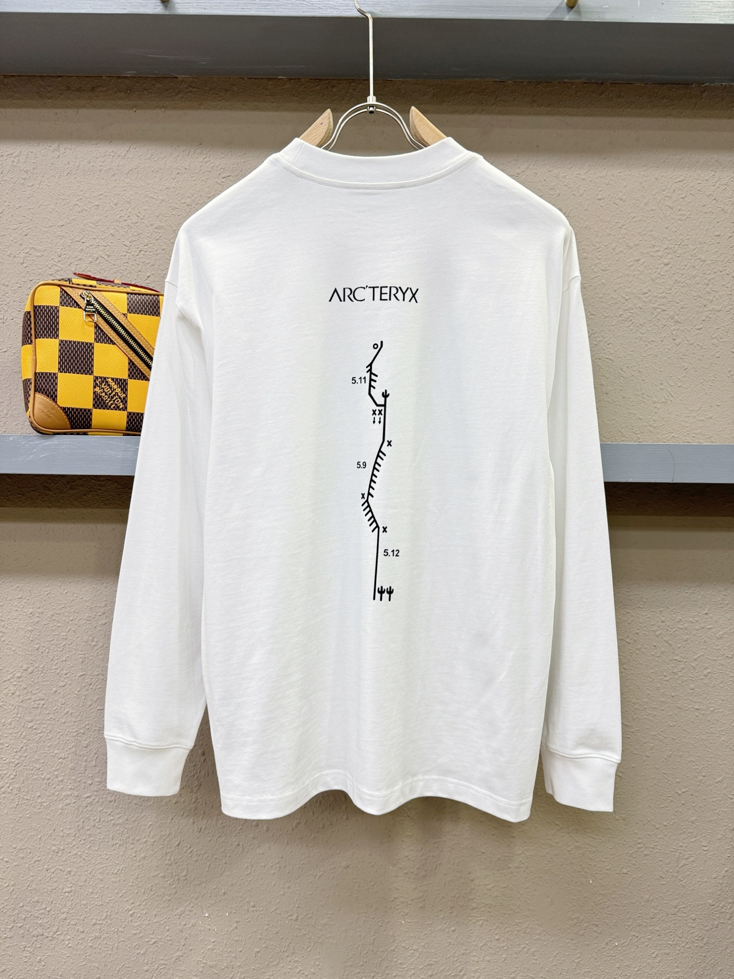 ARC‘TERYX/始祖鸟 2025ss秋冬新品 长袖T恤，经典Logo设计，百搭款 官网同步发售 定制