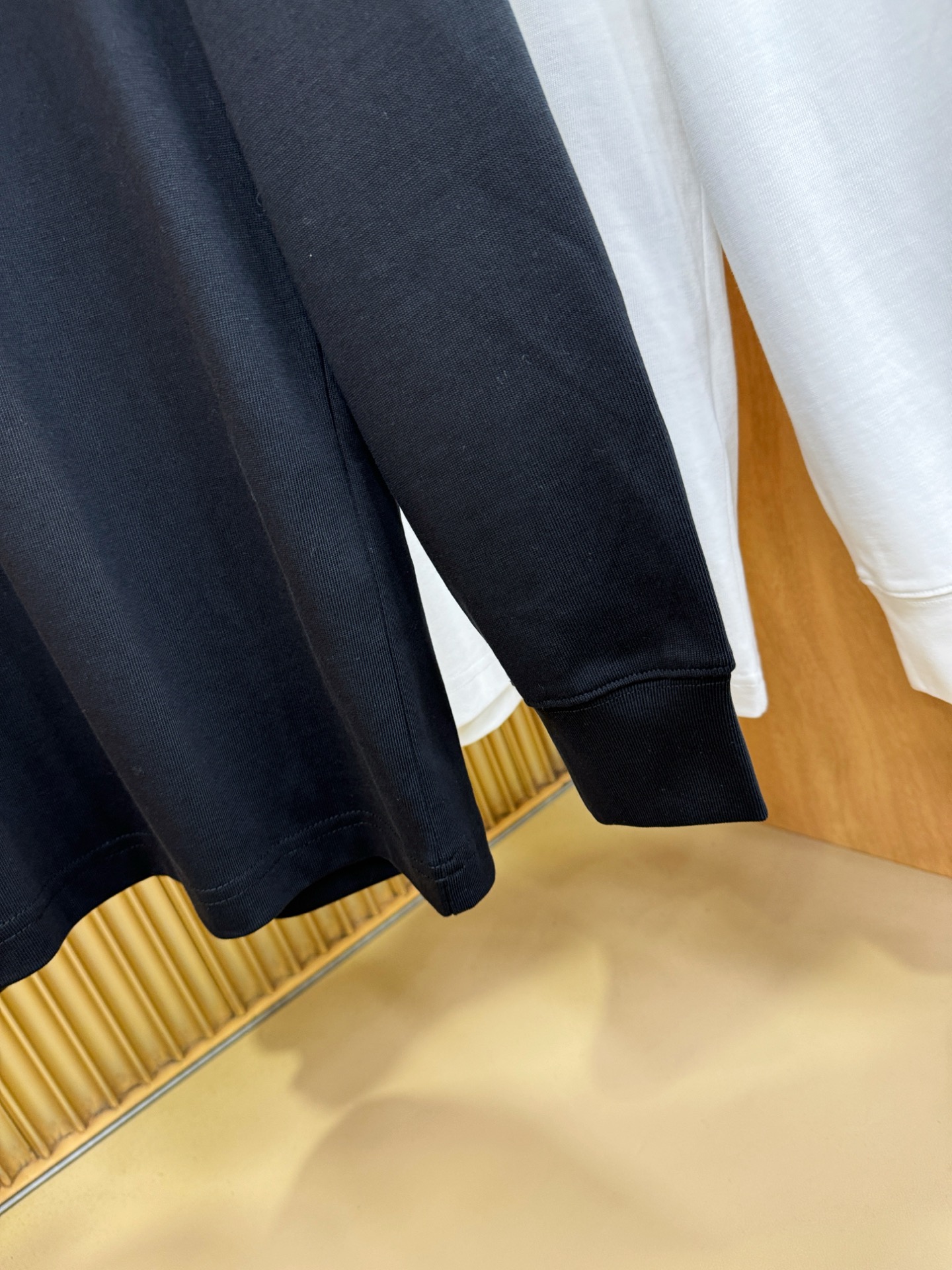 ARC‘TERYX/始祖鸟 2025ss秋冬新品 长袖T恤，经典Logo设计，百搭款 官网同步发售 定制