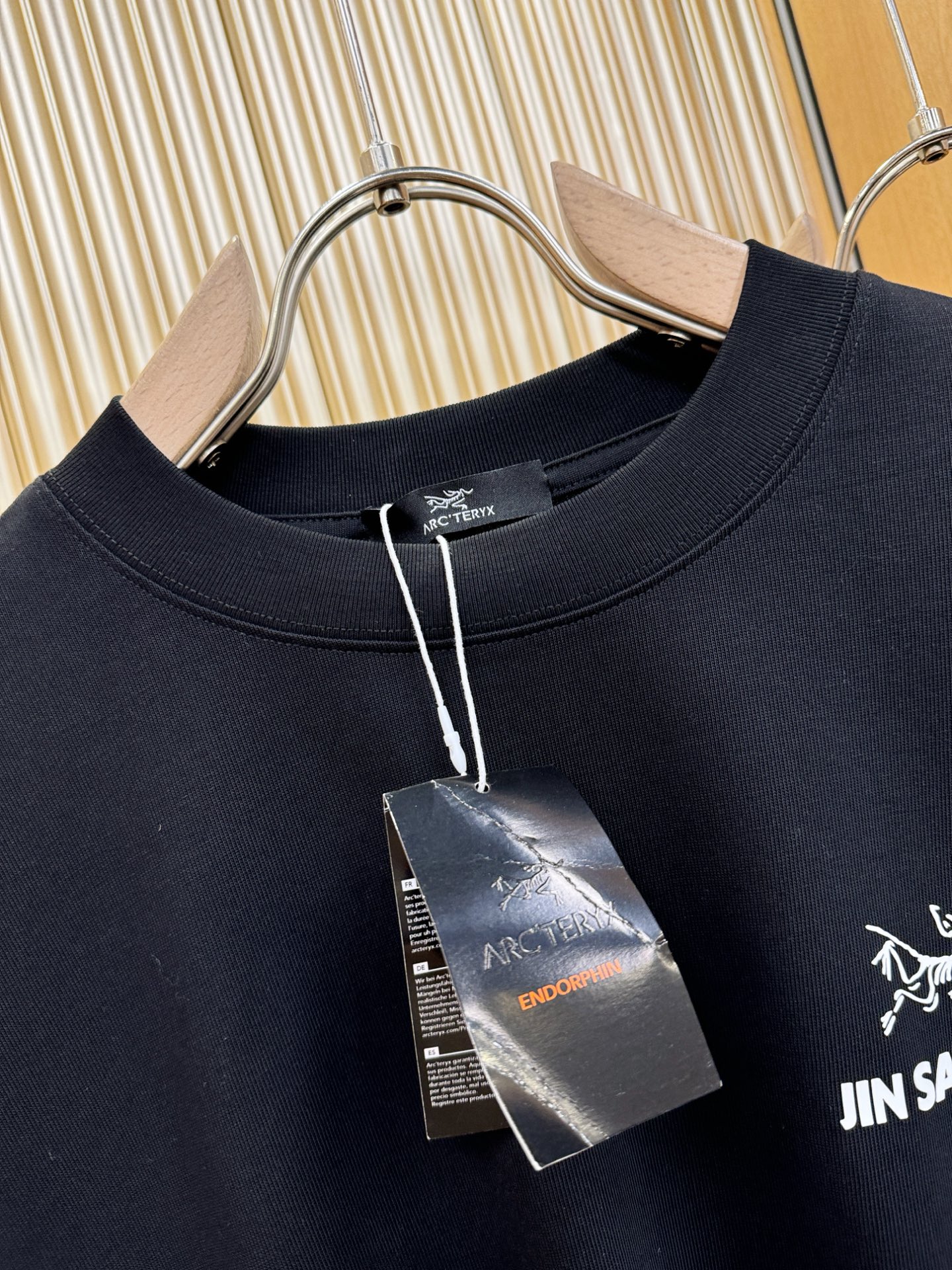 ARC‘TERYX/始祖鸟 2025ss秋冬新品 长袖T恤，经典Logo设计，百搭款 官网同步发售 定制