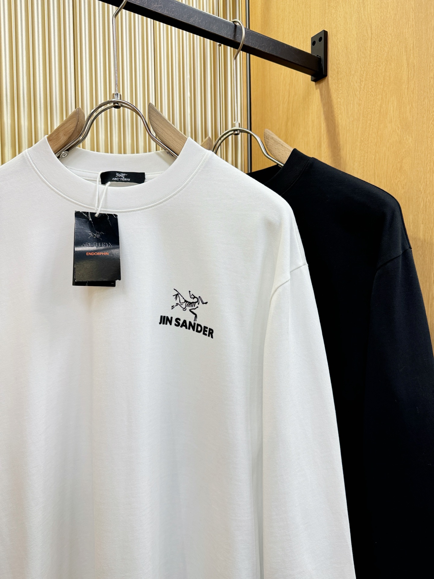 ARC‘TERYX/始祖鸟 2025ss秋冬新品 长袖T恤，经典Logo设计，百搭款 官网同步发售 定制