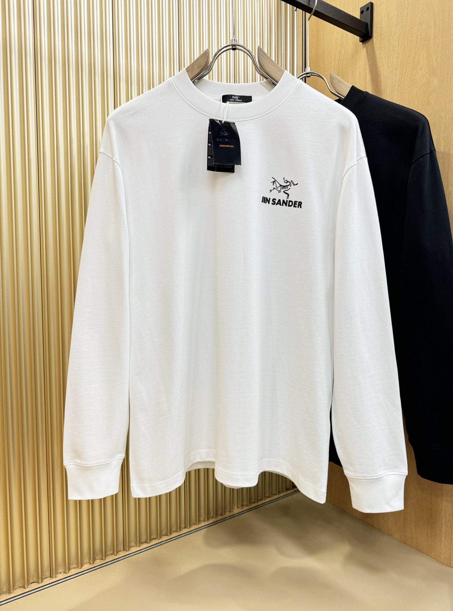 ARC‘TERYX/始祖鸟 2025ss秋冬新品 长袖T恤，经典Logo设计，百搭款 官网同步发售 定制