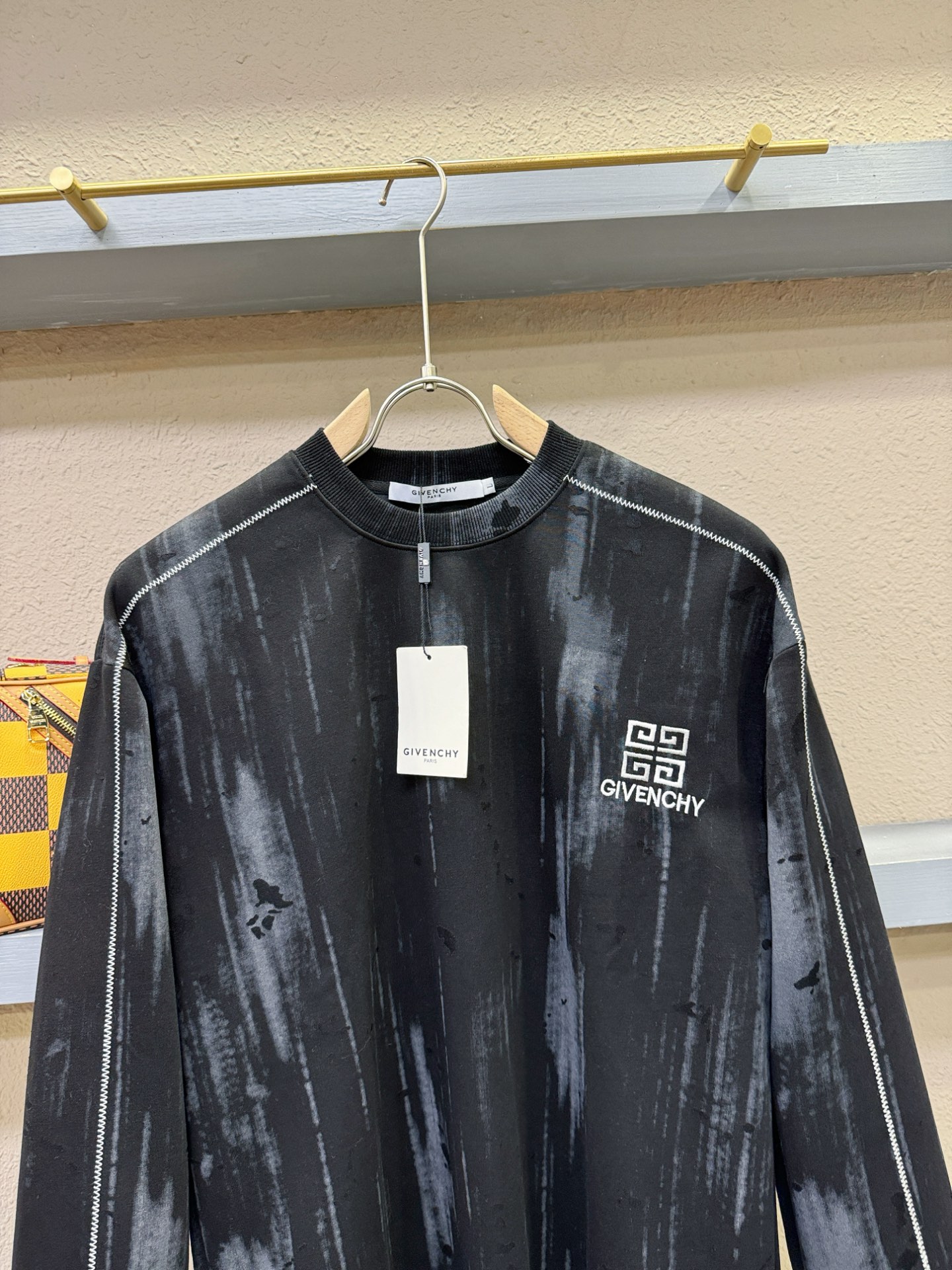 Givenchy Men's Black Logo Long Sleeve Top - Comfortable and Breathable 6 i1758107577745 2114 0 4