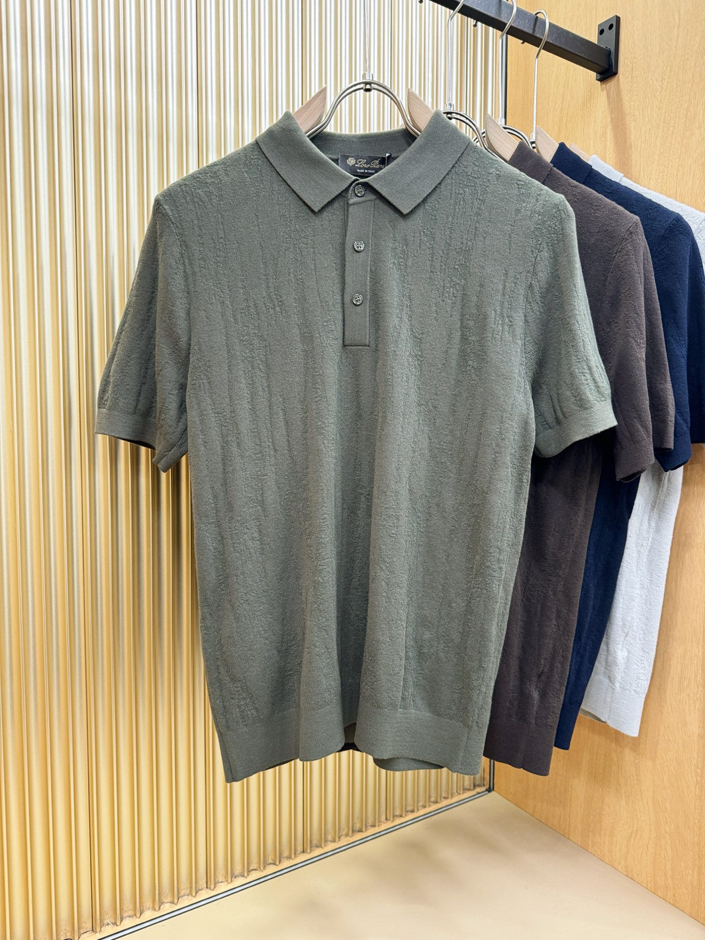 Loro Piana Men's Wool Blend Short Sleeve Polo Shirt - Luxurious Comfort