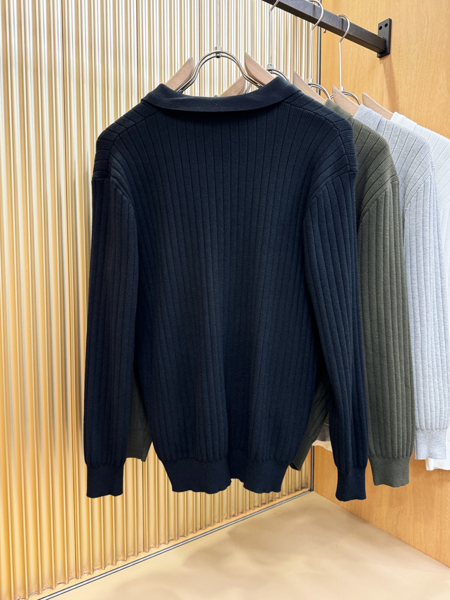 Loro Piana诺悠翩雅 新款毛衣，胸前logo设计！贸易公司渠道稀出，同步官网发售！秋冬系列经典设