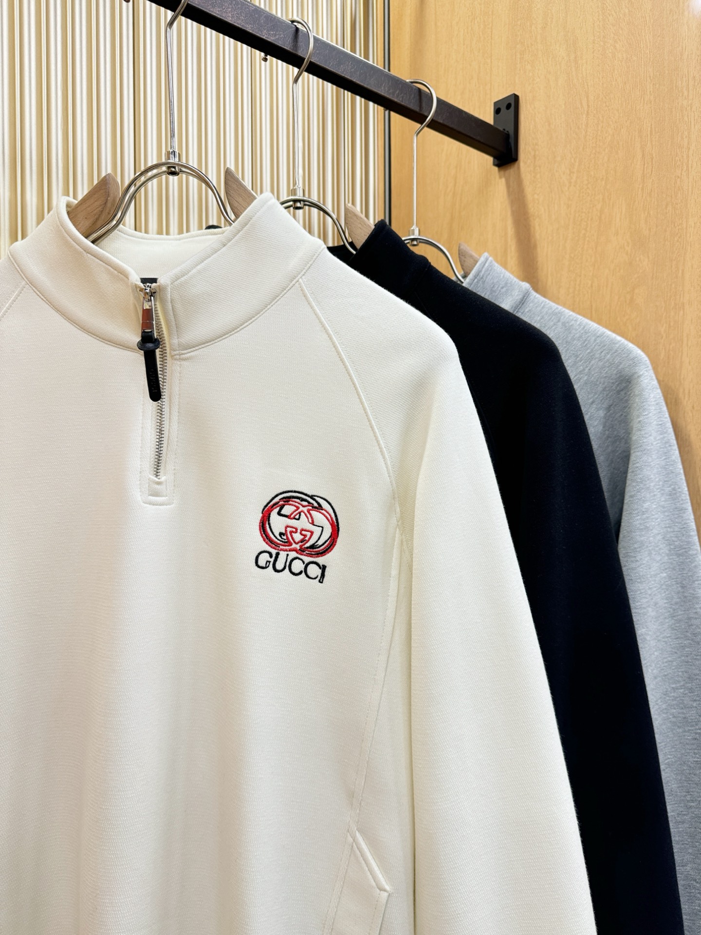 Gucci Men's 2025 SS/AW Long Sleeve Top with Classic Logo Design 4 i1758108549757 9823 0 2