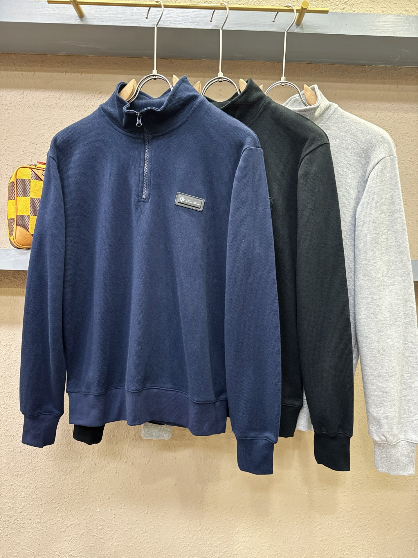 Loro Piana诺悠翩雅 2025ss秋季新品 长袖卫衣，经典Logo设计，百搭款 官网同步发售 定