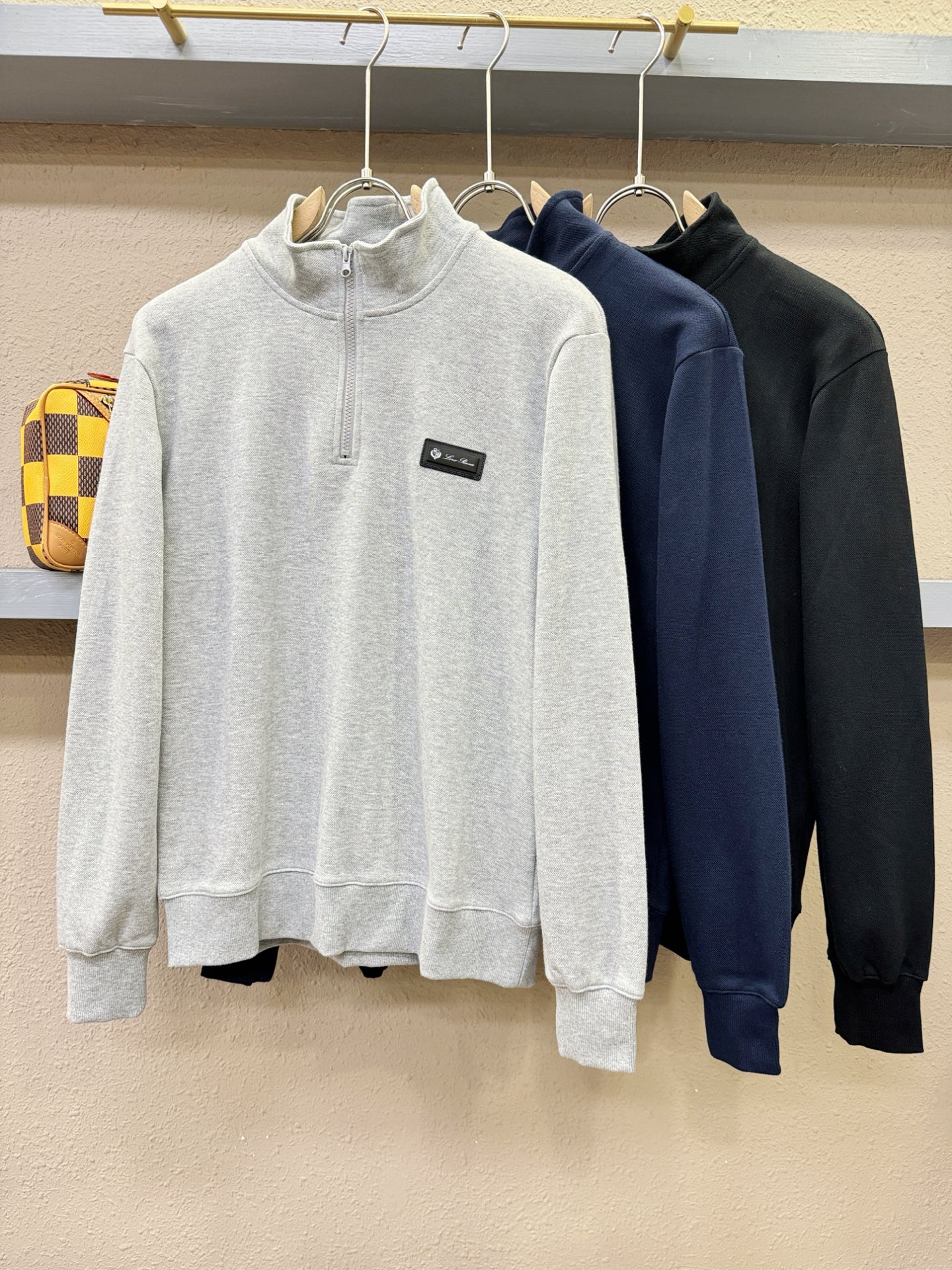 Loro Piana诺悠翩雅 2025ss秋季新品 长袖卫衣，经典Logo设计，百搭款 官网同步发售 定