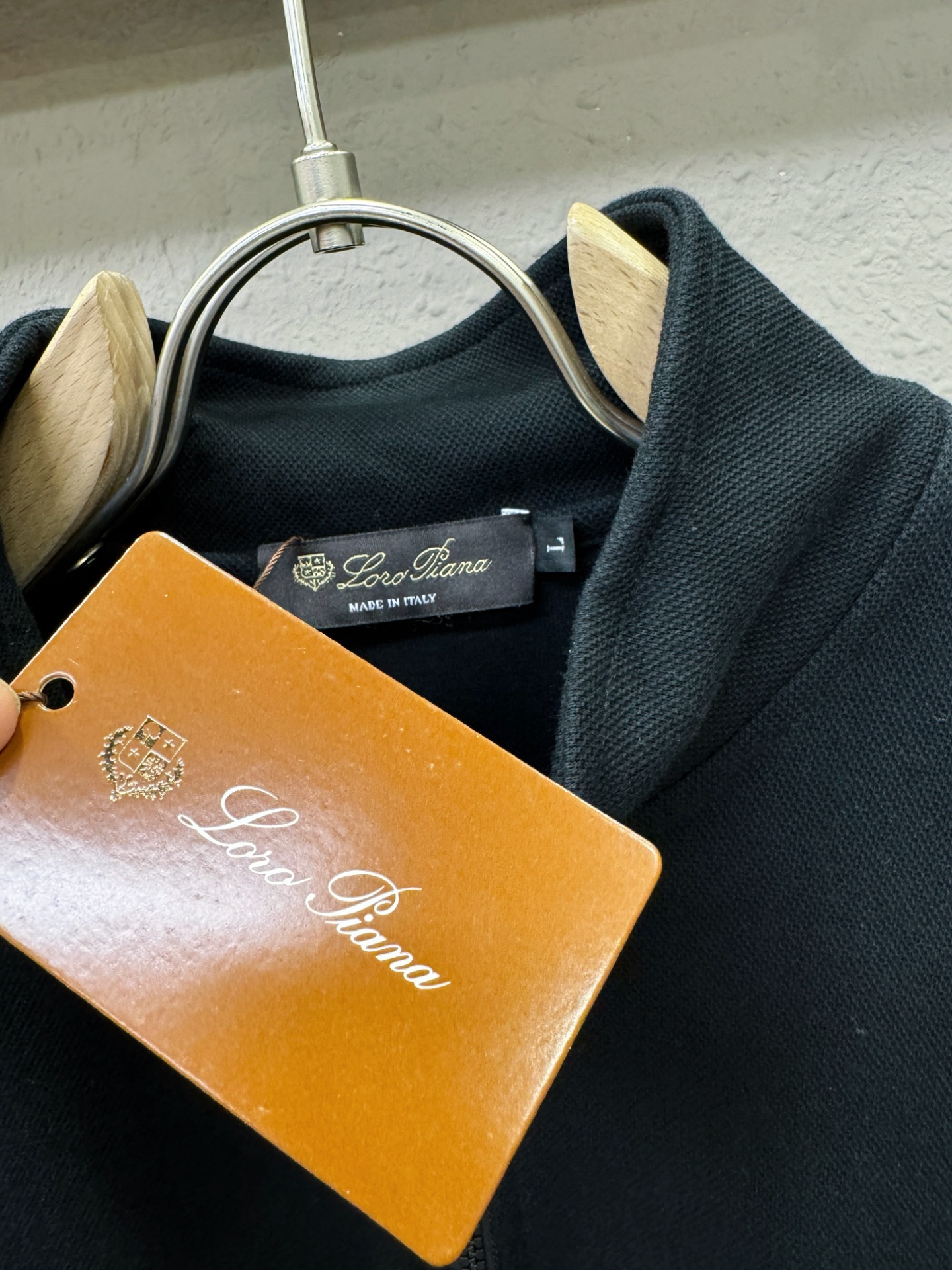 Loro Piana诺悠翩雅 2025ss秋季新品 长袖卫衣，经典Logo设计，百搭款 官网同步发售 定