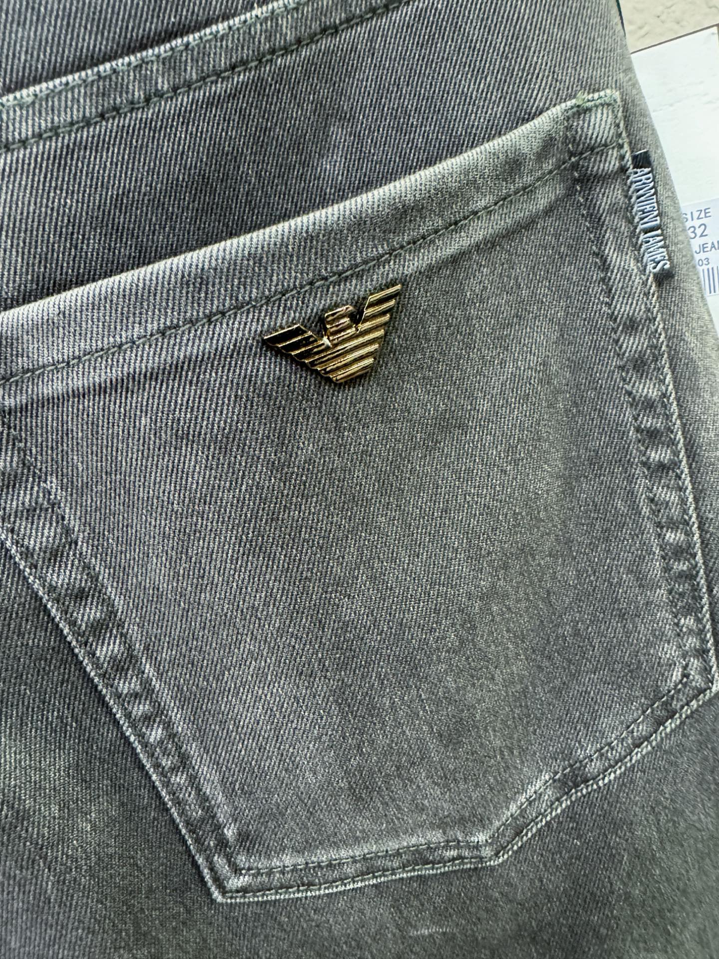 Armani 阿玛尼 2025专柜新品，原版牛仔裤 原版重工打造，品牌经典LOGO设计，三标齐全！原版五