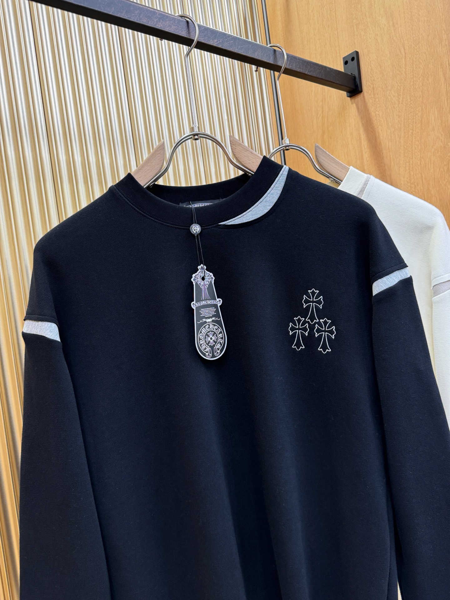CHROME HEARTS 克罗心 2025ss秋冬新品 长袖上衣，经典Logo设计，百搭款 官网同步发