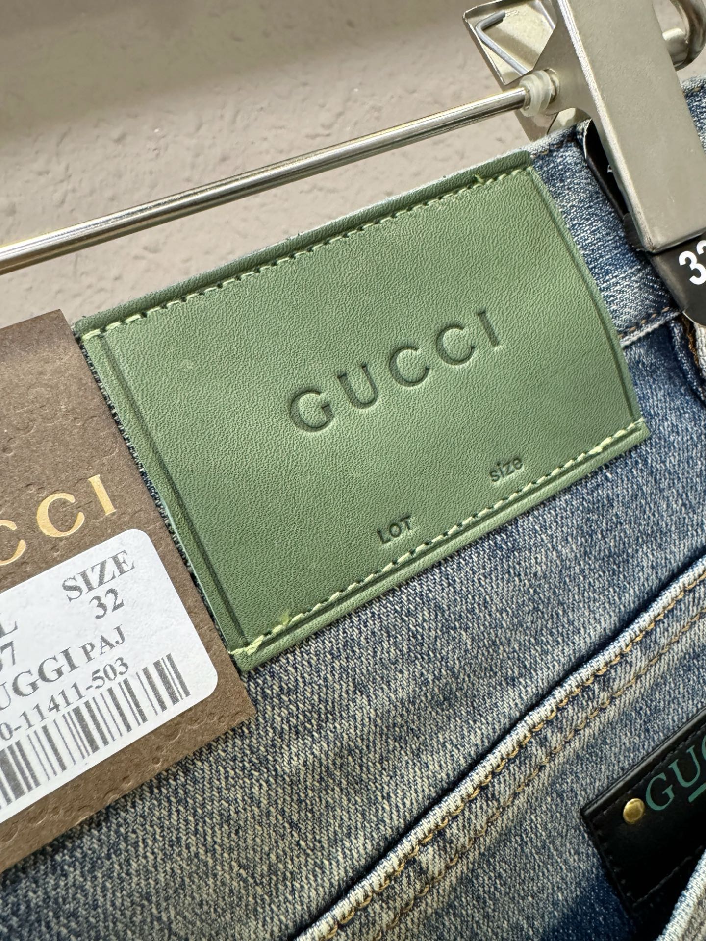 Gucci古奇 2025专柜新品，原版牛仔裤 原版重工打造，品牌经典LOGO设计，三标齐全！原版五金辅料