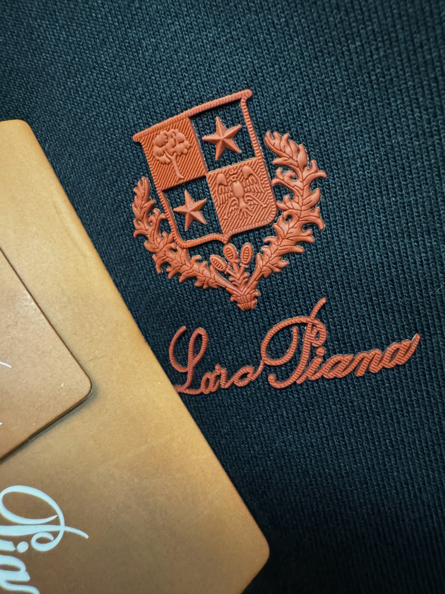 Loro Piana诺悠翩雅 2025秋冬新品长袖卫衣，经典Logo设计，百搭款 官网同步发售，柔软细腻