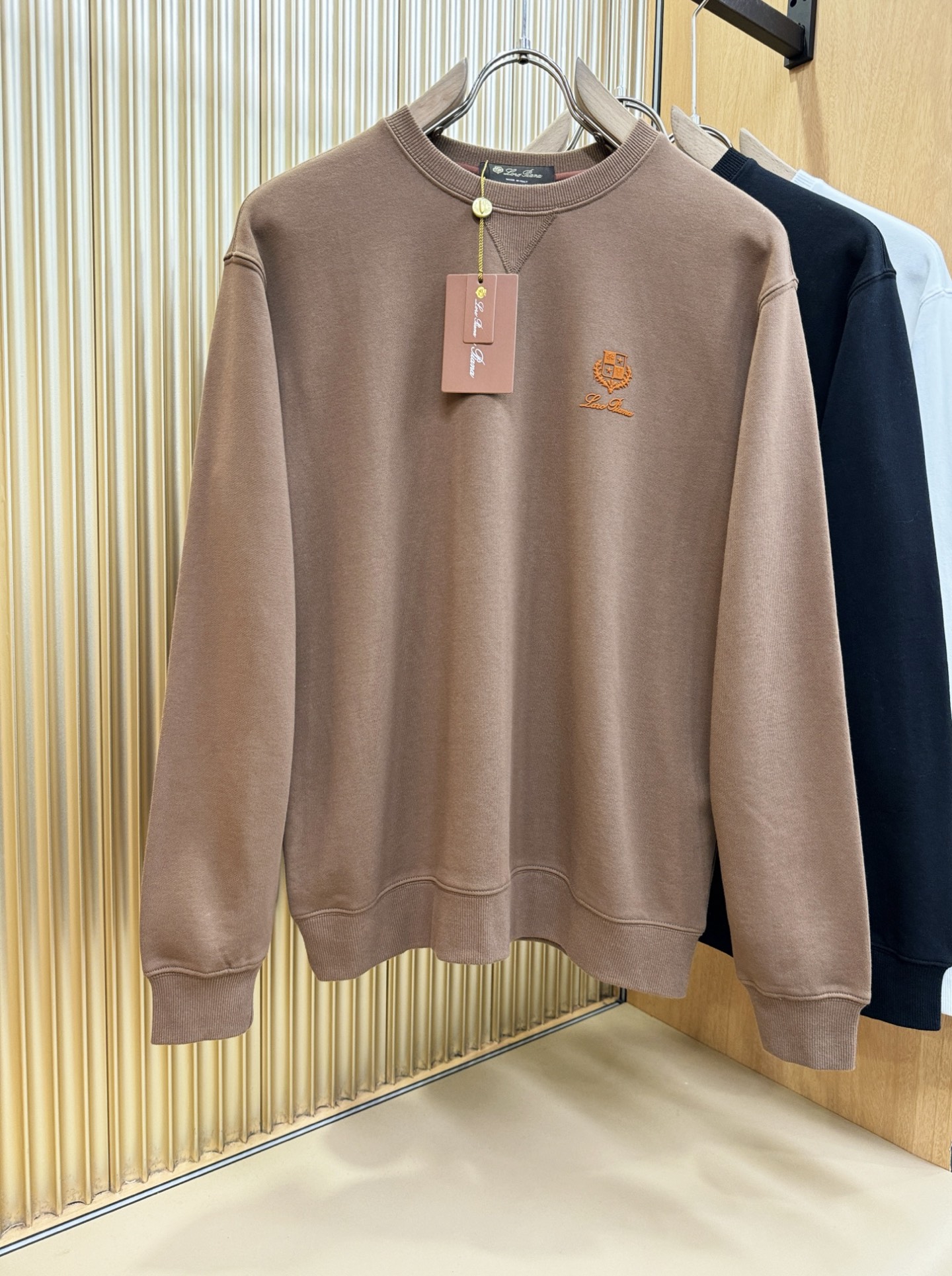 Loro Piana诺悠翩雅 2025秋冬新品长袖卫衣，经典Logo设计，百搭款 官网同步发售，柔软细腻